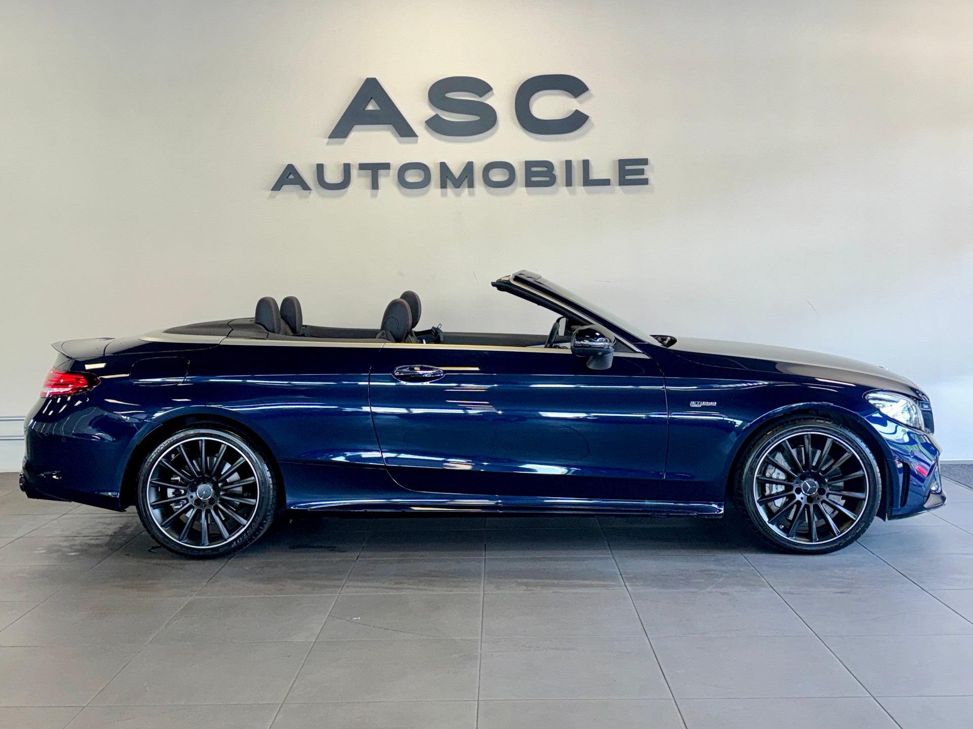 MERCEDES-BENZ C 43 Cabriolet AMG 4Matic 9G-Tronic-showroom-element-1