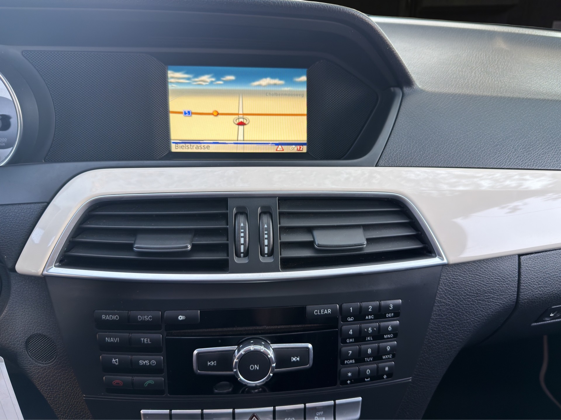 MERCEDES-BENZ C 250 CDI Coupé 7G-Tronic-image-15