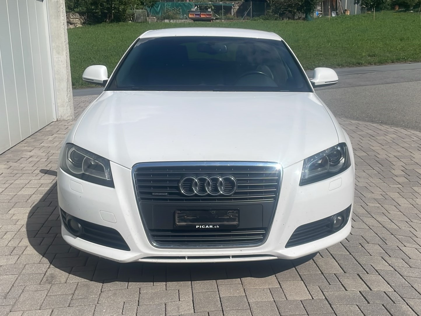 AUDI A3 Sportback 1.8 TFSI Ambition quattro-image-1