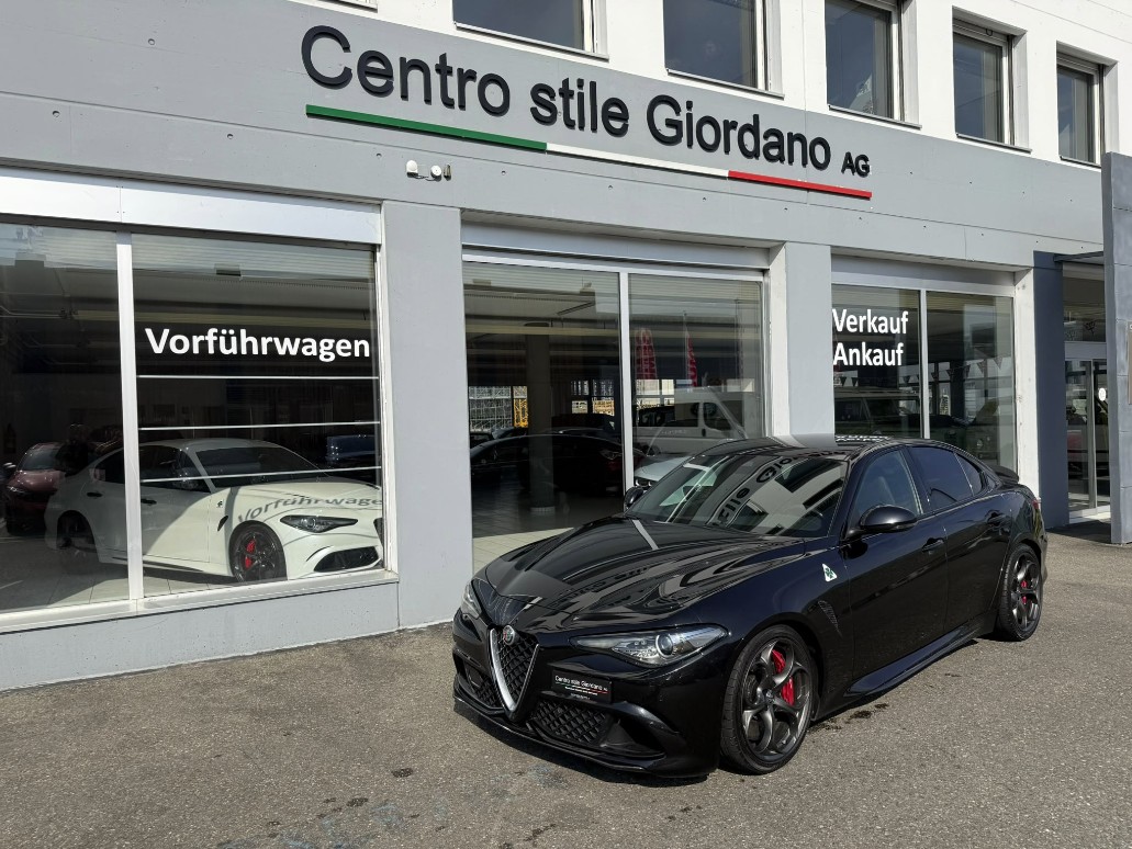 ALFA ROMEO Giulia 2.9 V6 Quadrifoglio "Handschaltung"