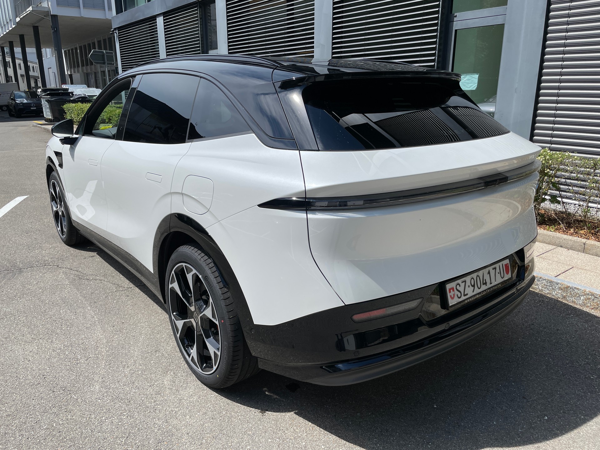ZEEKR 7X 100kWh Privilege AWD mit Comfort und Cockpit Paket-showroom-element-2