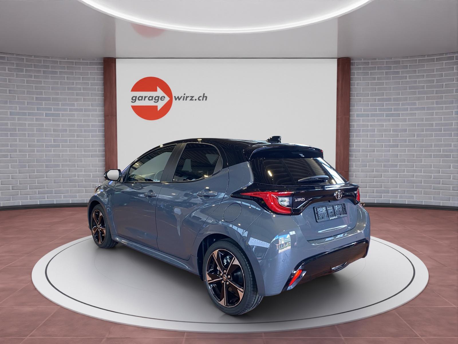 TOYOTA Yaris 1.5 VVT-i HSD Premium-showroom-element-2