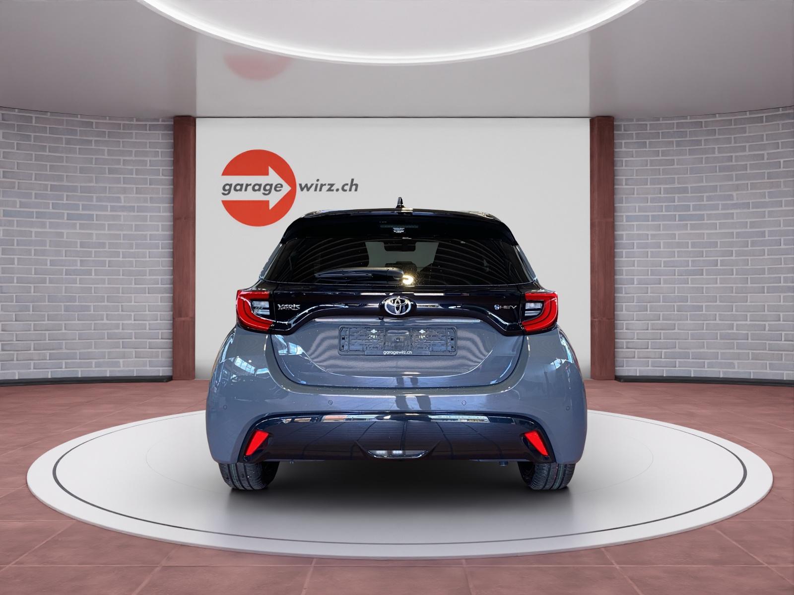 TOYOTA Yaris 1.5 VVT-i HSD Premium-showroom-element-3