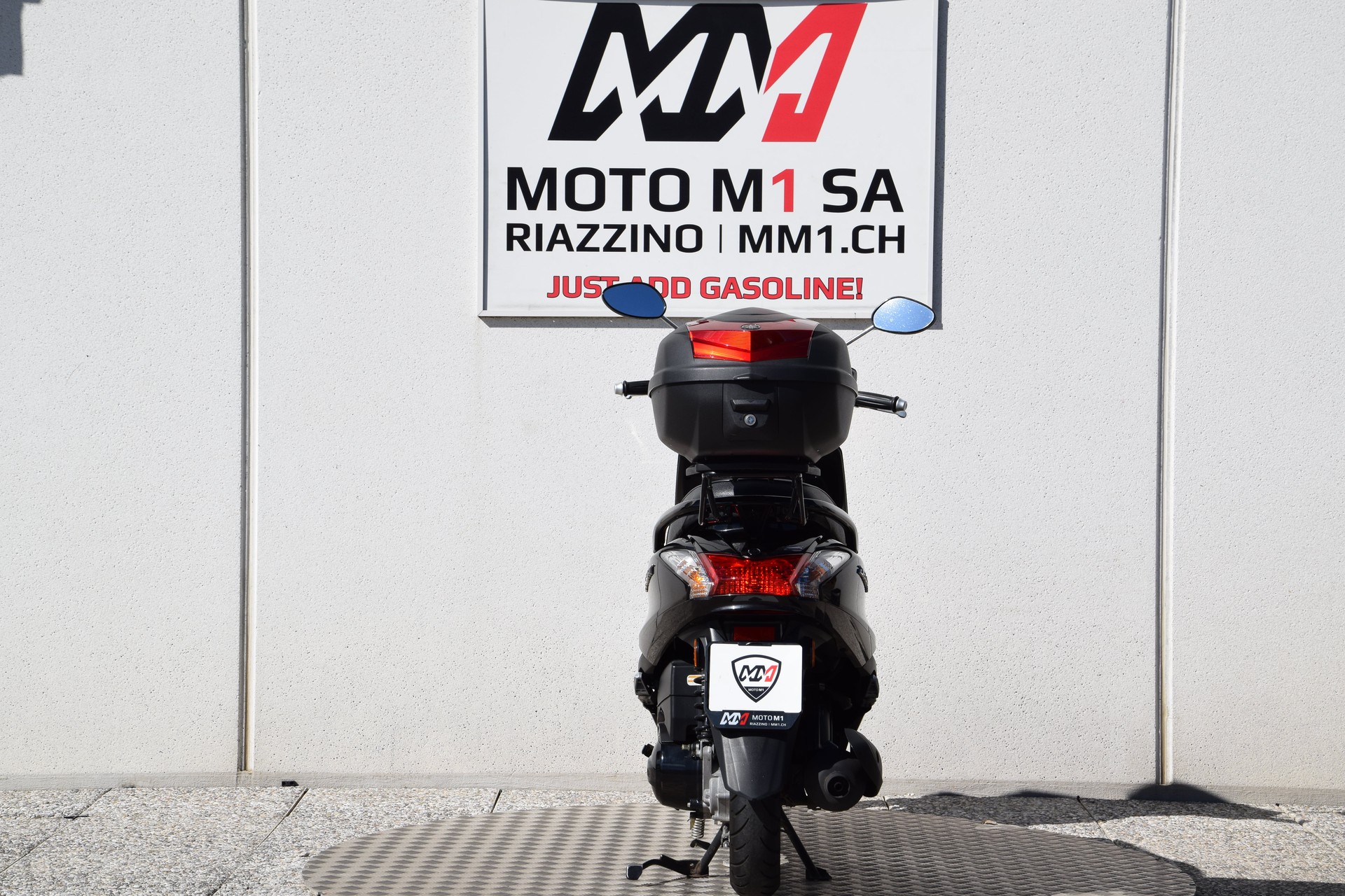 YAMAHA D'elight LTS 125 UBS-image-6