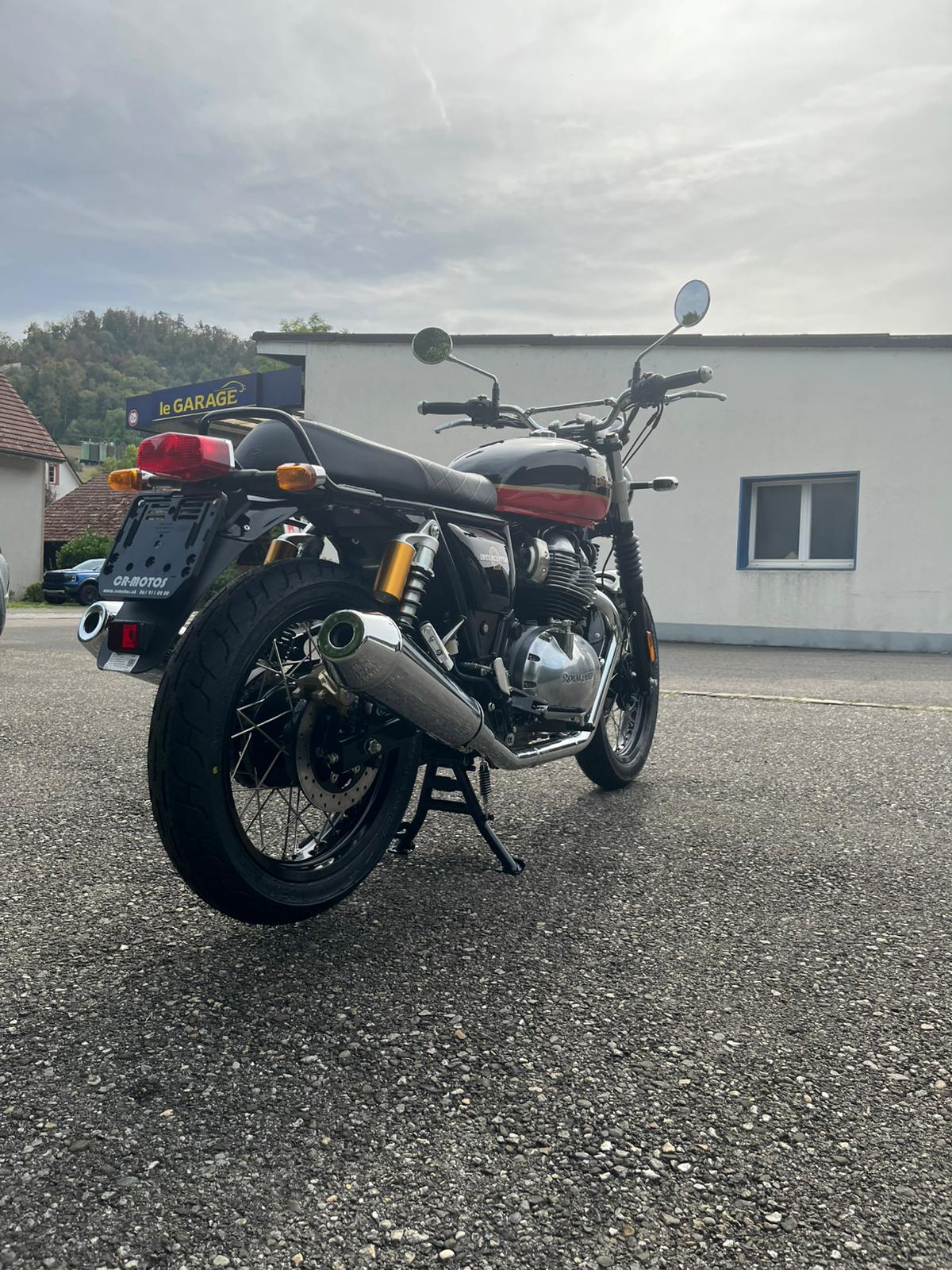 ROYAL ENFIELD Interceptor 650 Dual-image-9