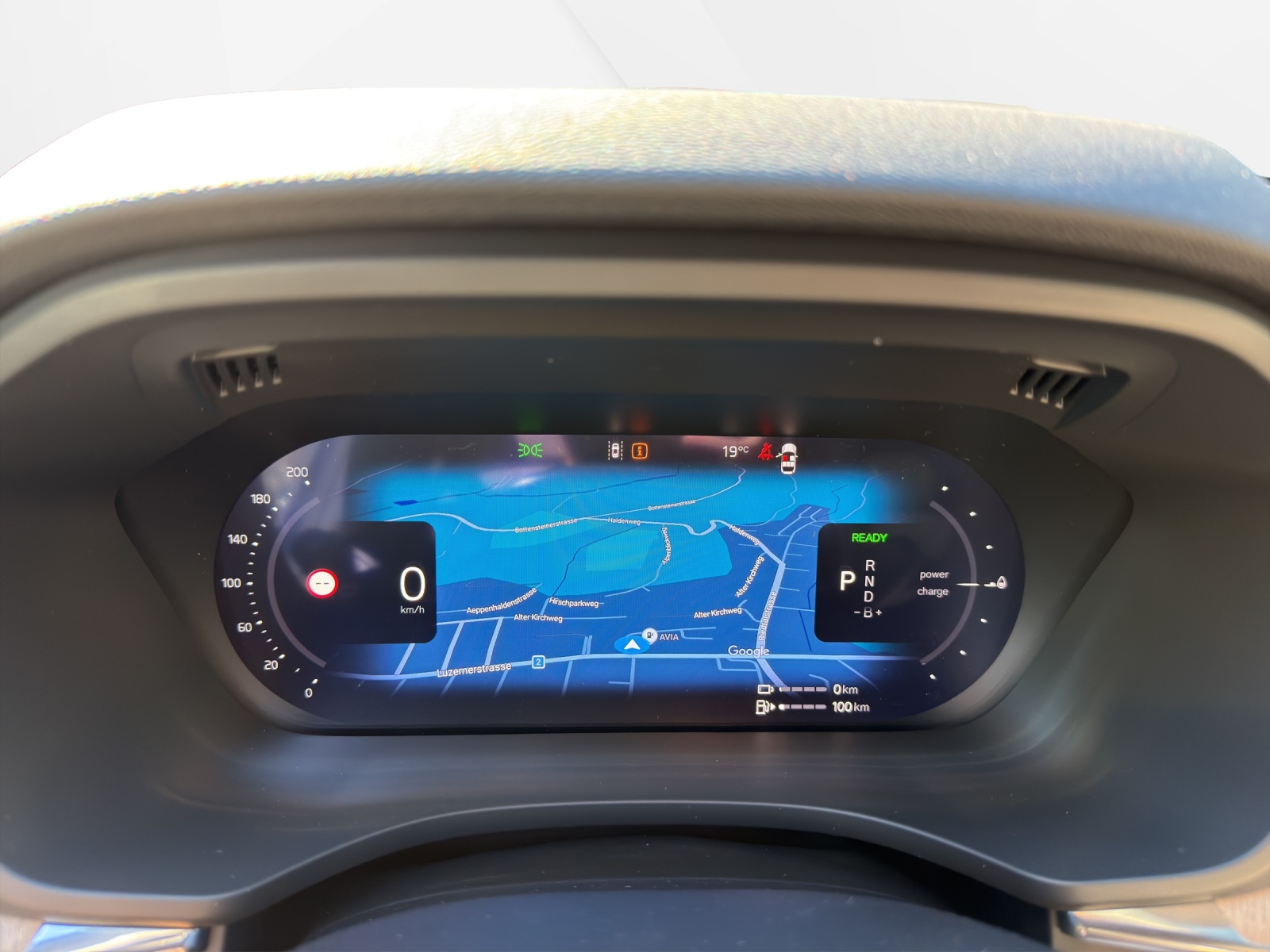VOLVO XC60 2.0 T6 TE Plus Dark eAWD-image-15