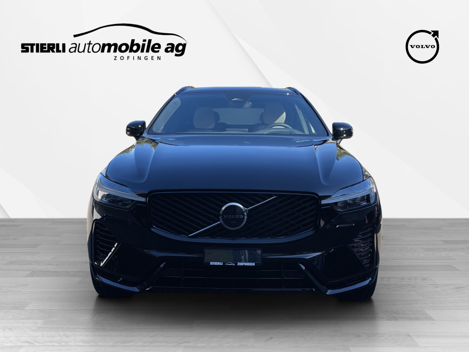 VOLVO XC60 2.0 T6 TE Plus Dark eAWD-showroom-element-1