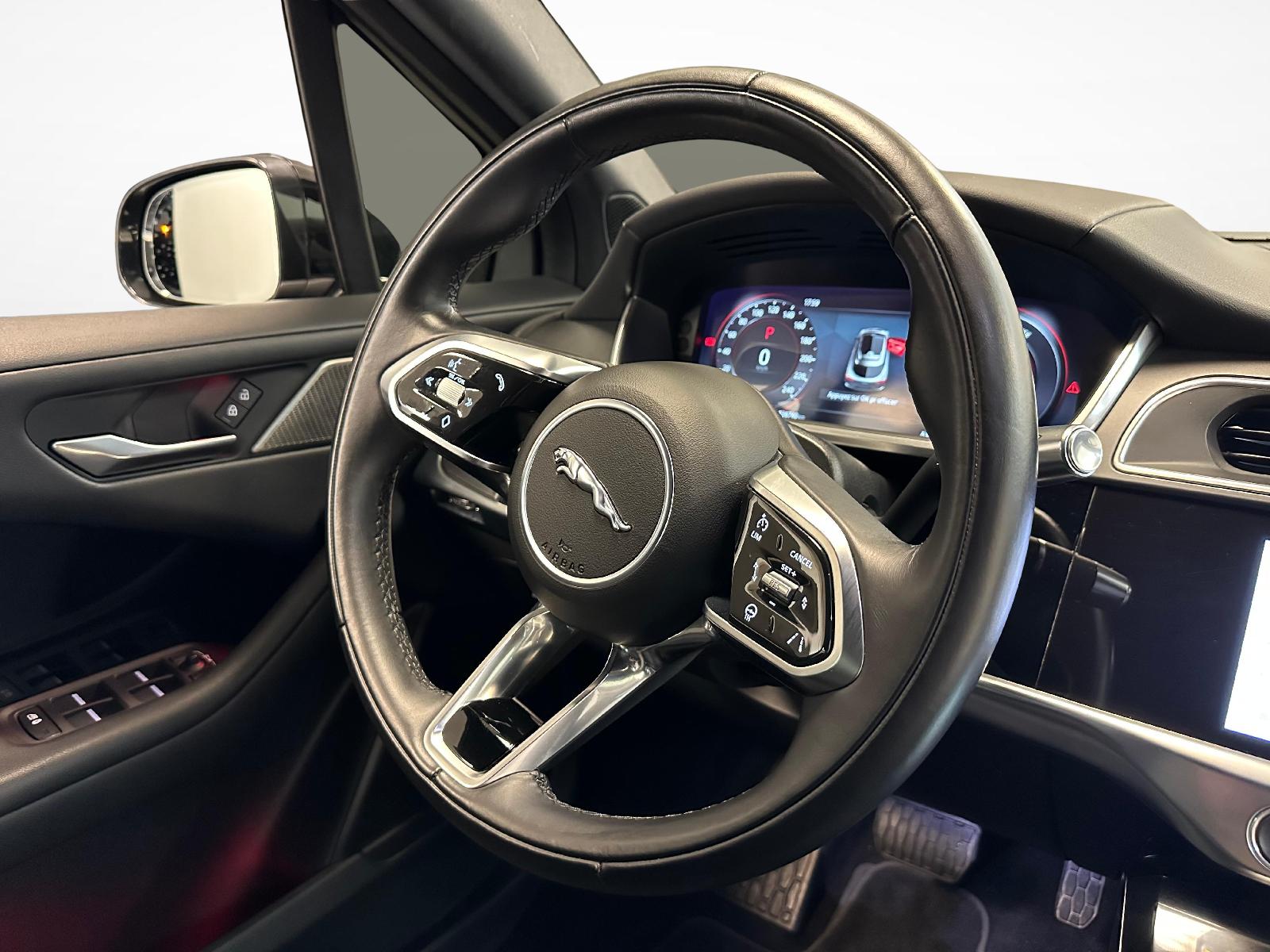 JAGUAR I-Pace EV400 S AWD-image-6