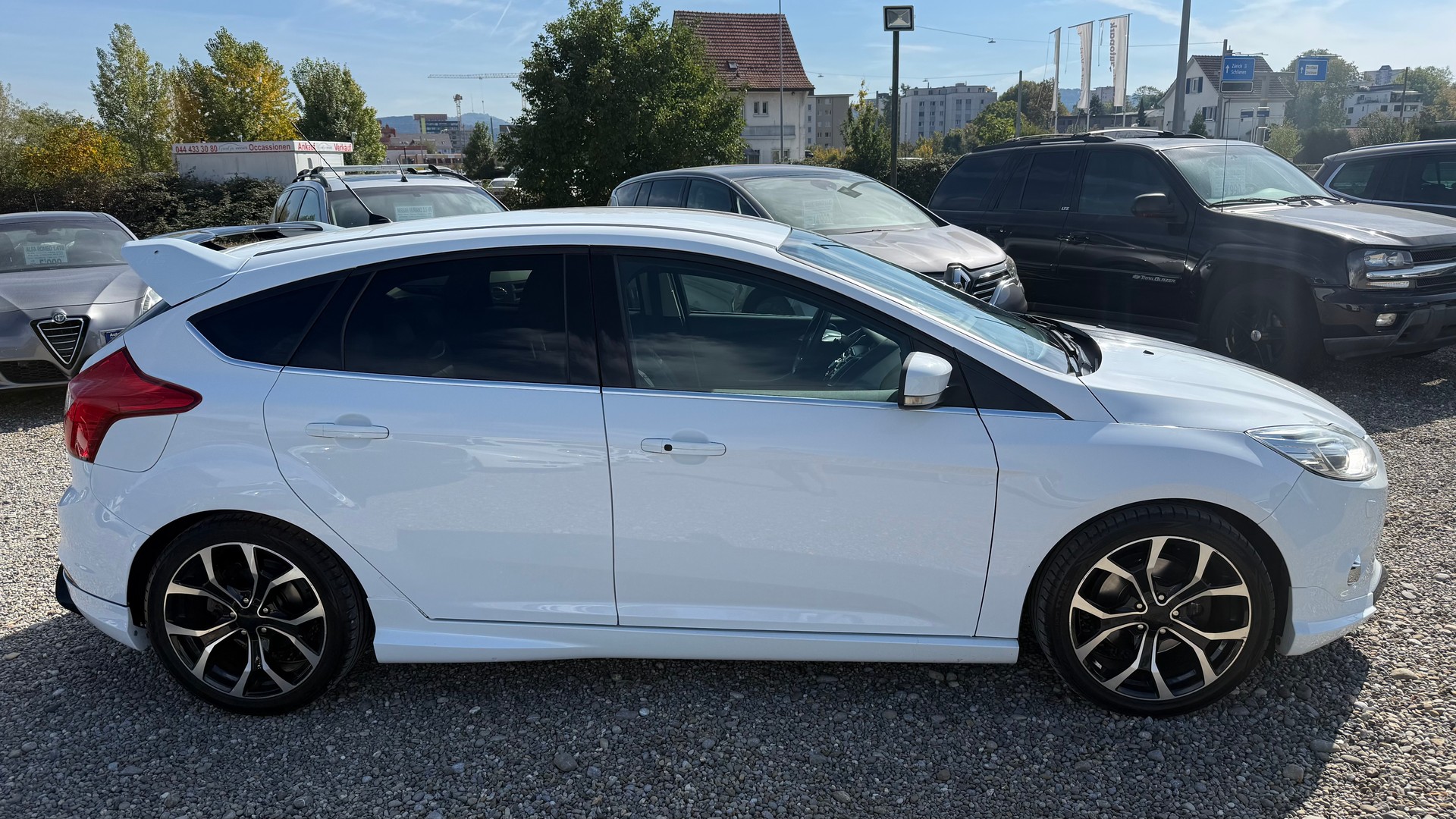 FORD Focus 1.6 SCTi Titanium-image-12