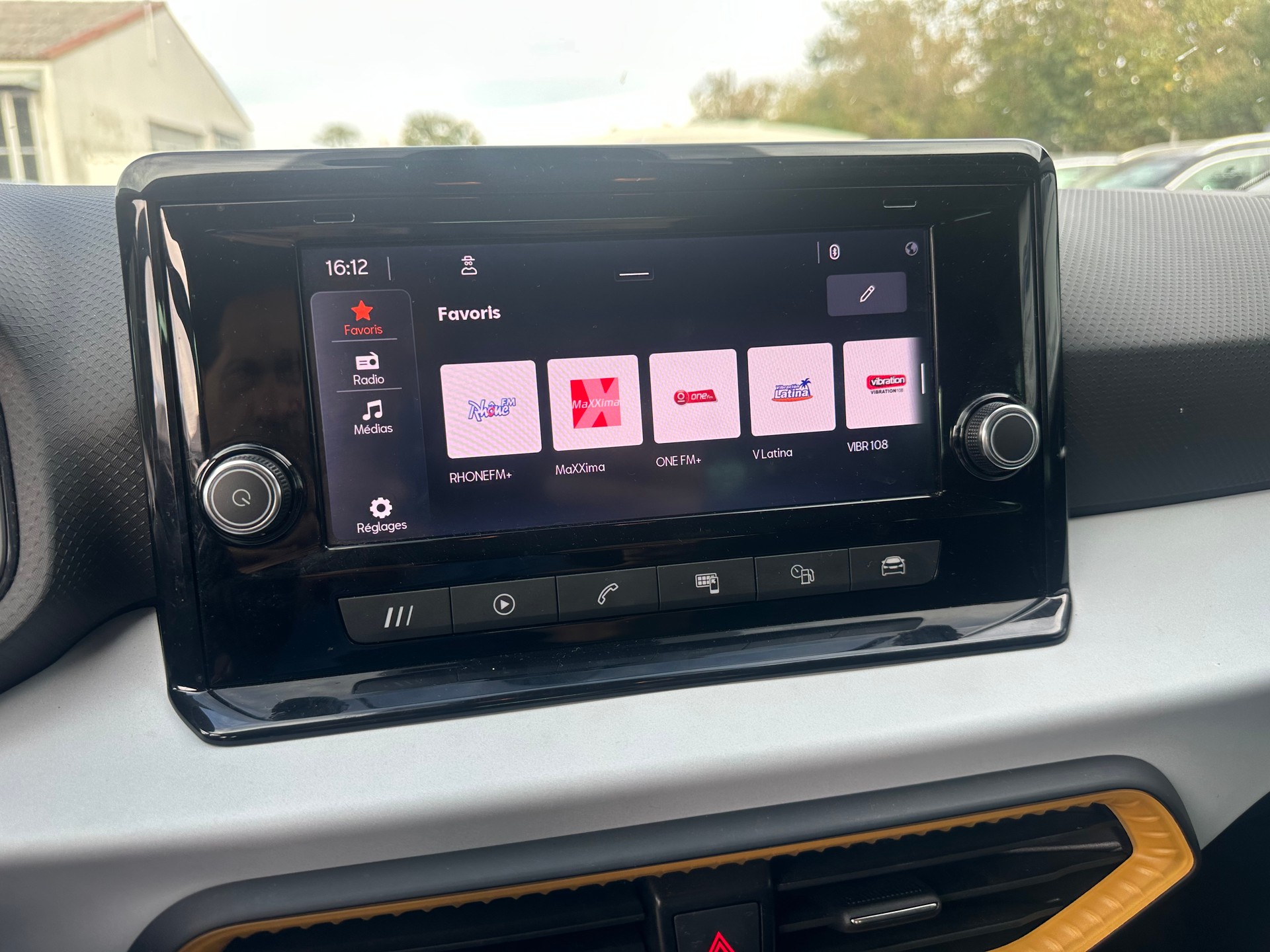 SEAT Arona 1.0 TSI Eco Style-image-12