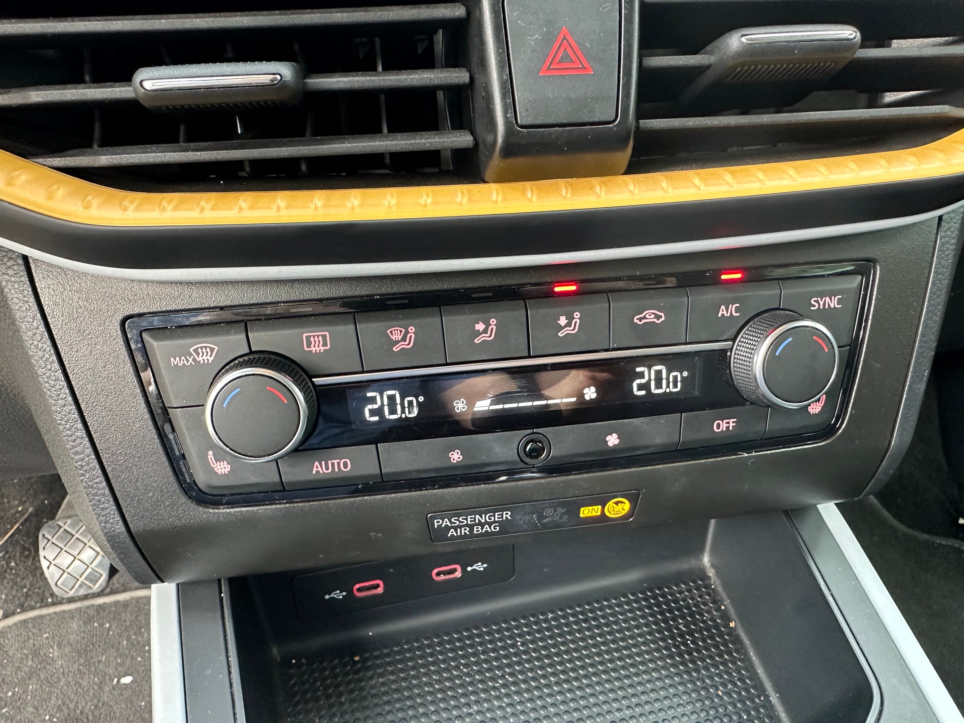 SEAT Arona 1.0 TSI Eco Style-image-11