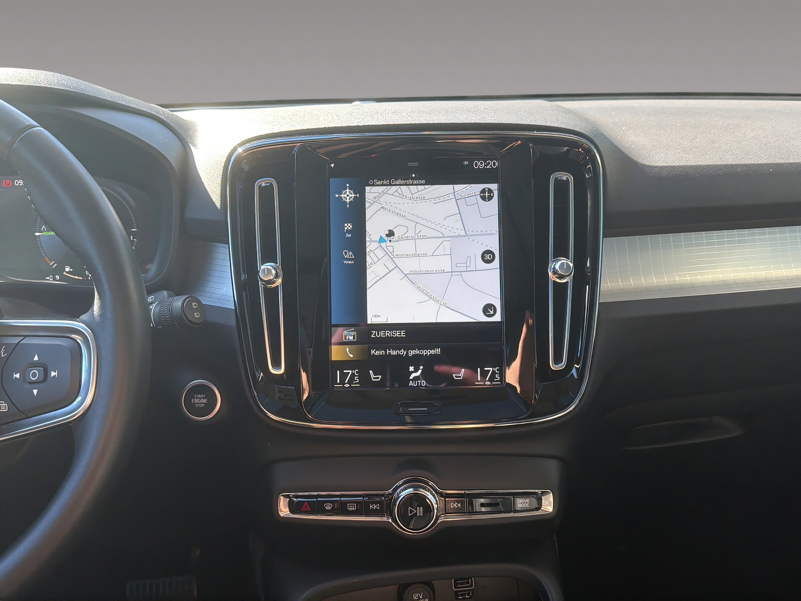 VOLVO XC40 1.5 T5 PiH R-Design Expression-image-11