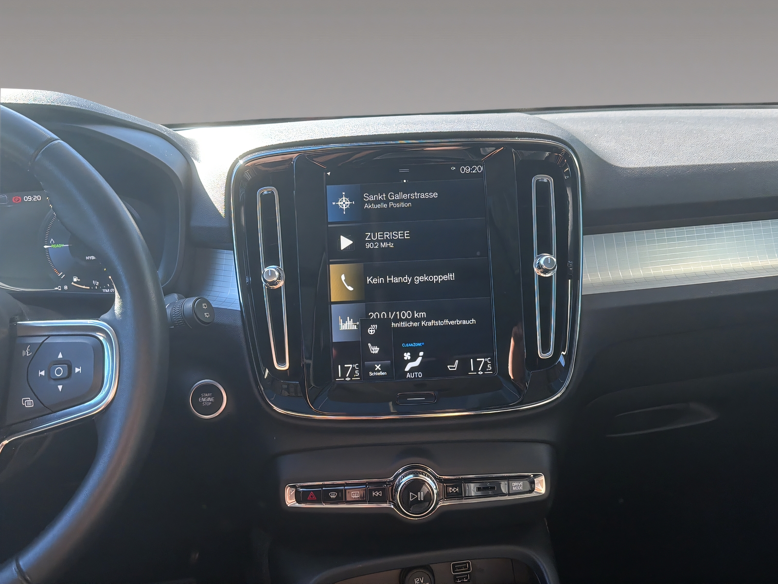 VOLVO XC40 1.5 T5 PiH R-Design Expression-image-10