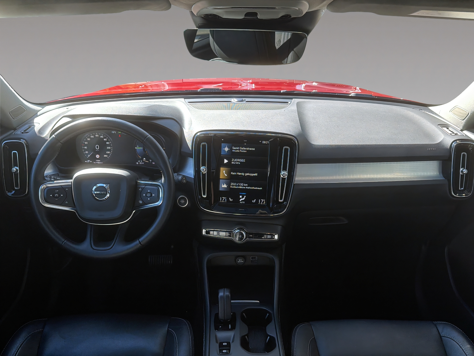 VOLVO XC40 1.5 T5 PiH R-Design Expression-image-7