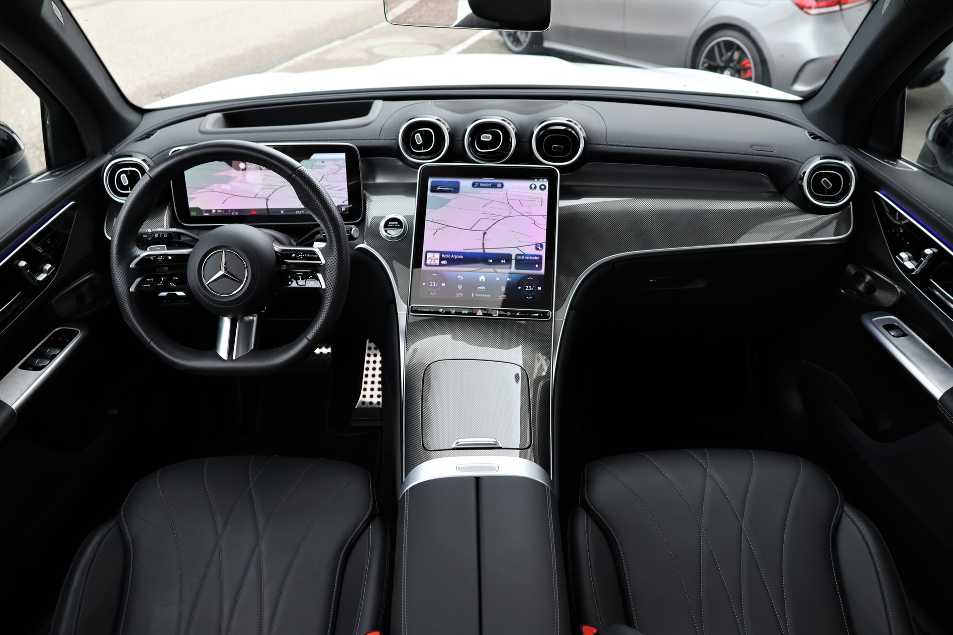 MERCEDES-BENZ GLC 300 4Matic AMG Line 9G-Tronic (CH) MSI+-image-17