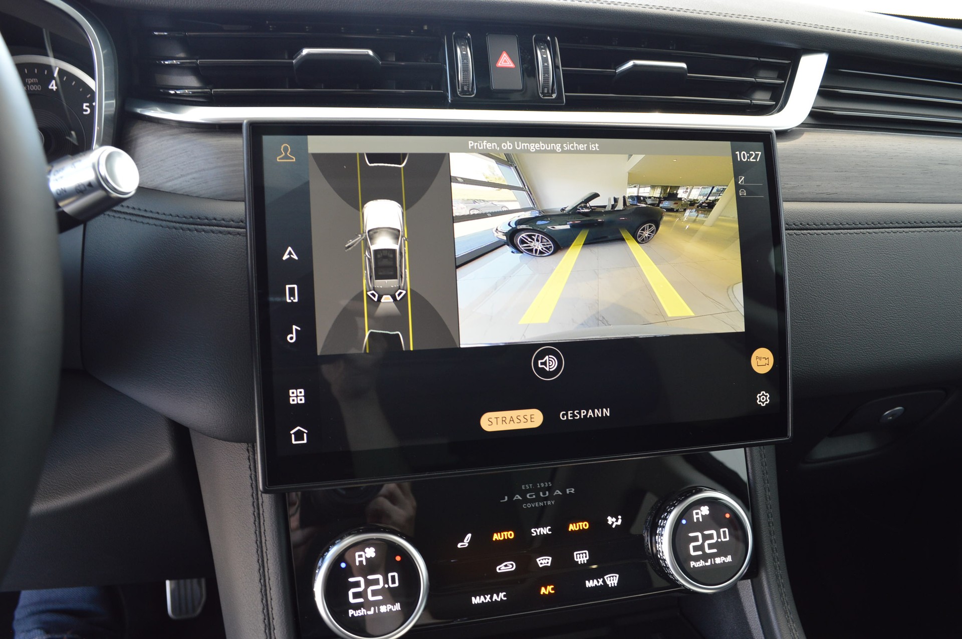JAGUAR F-Pace 2.0 P250 SE AWD-image-9