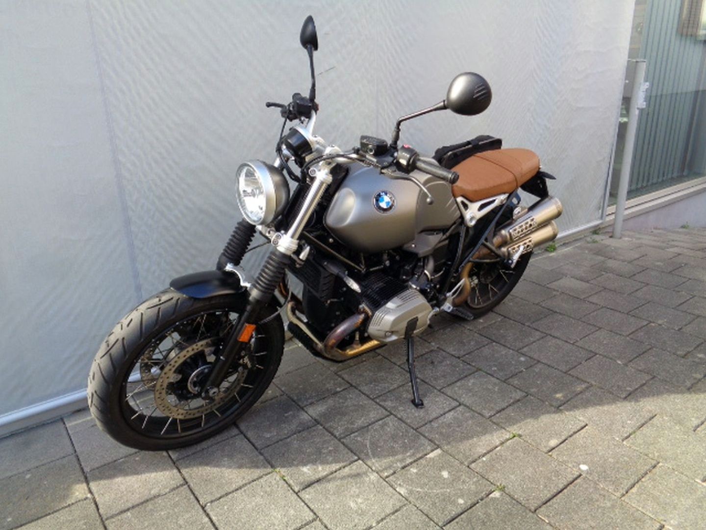 BMW R NINE T SCRAMBLER-image-2
