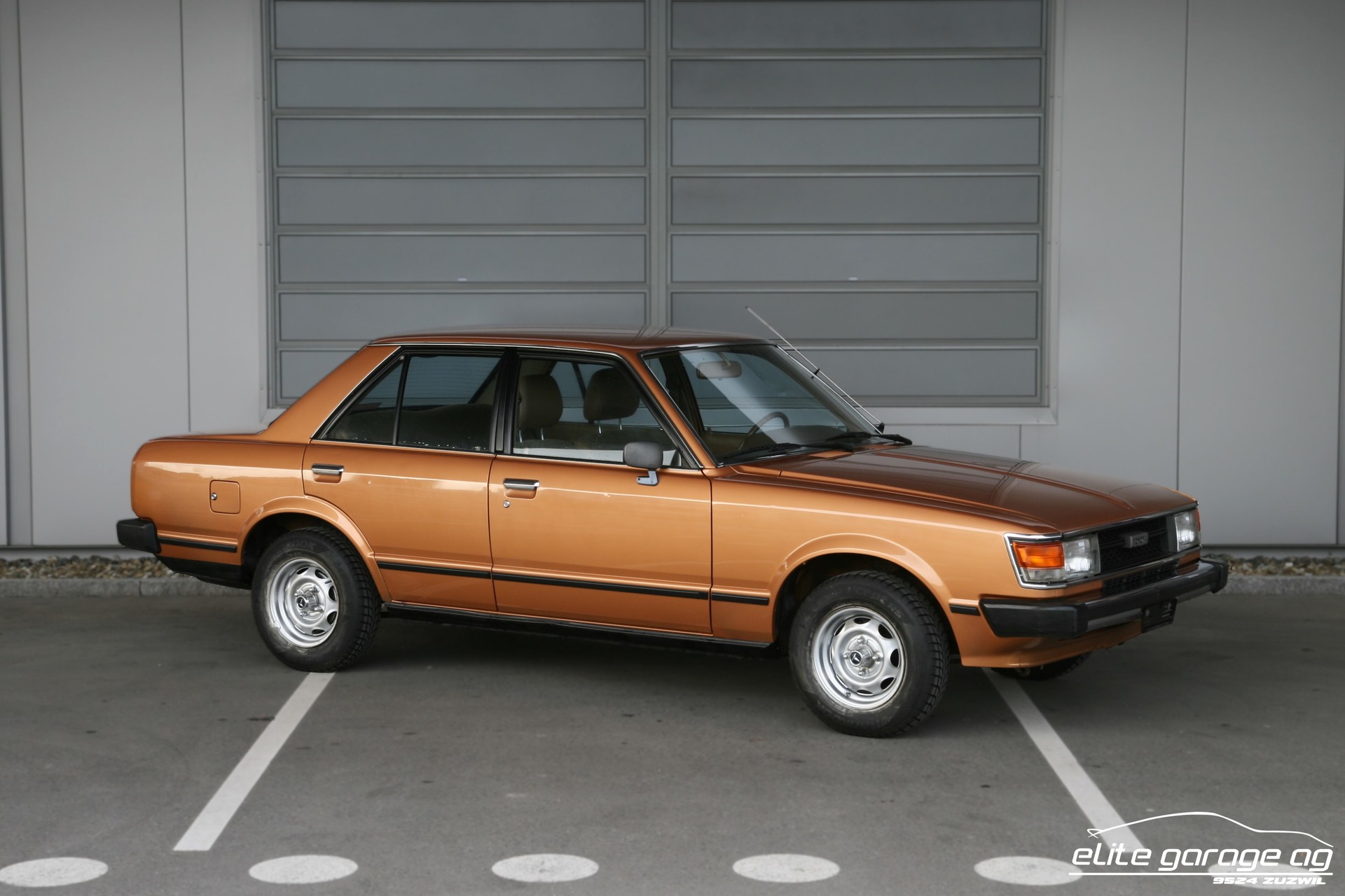 TOYOTA Carina 1600 DL-image-6