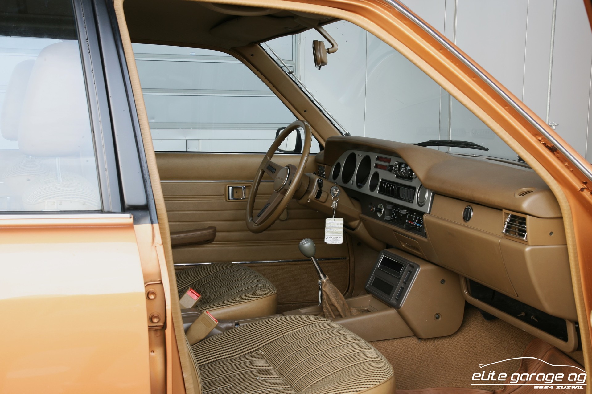 TOYOTA Carina 1600 DL-image-14