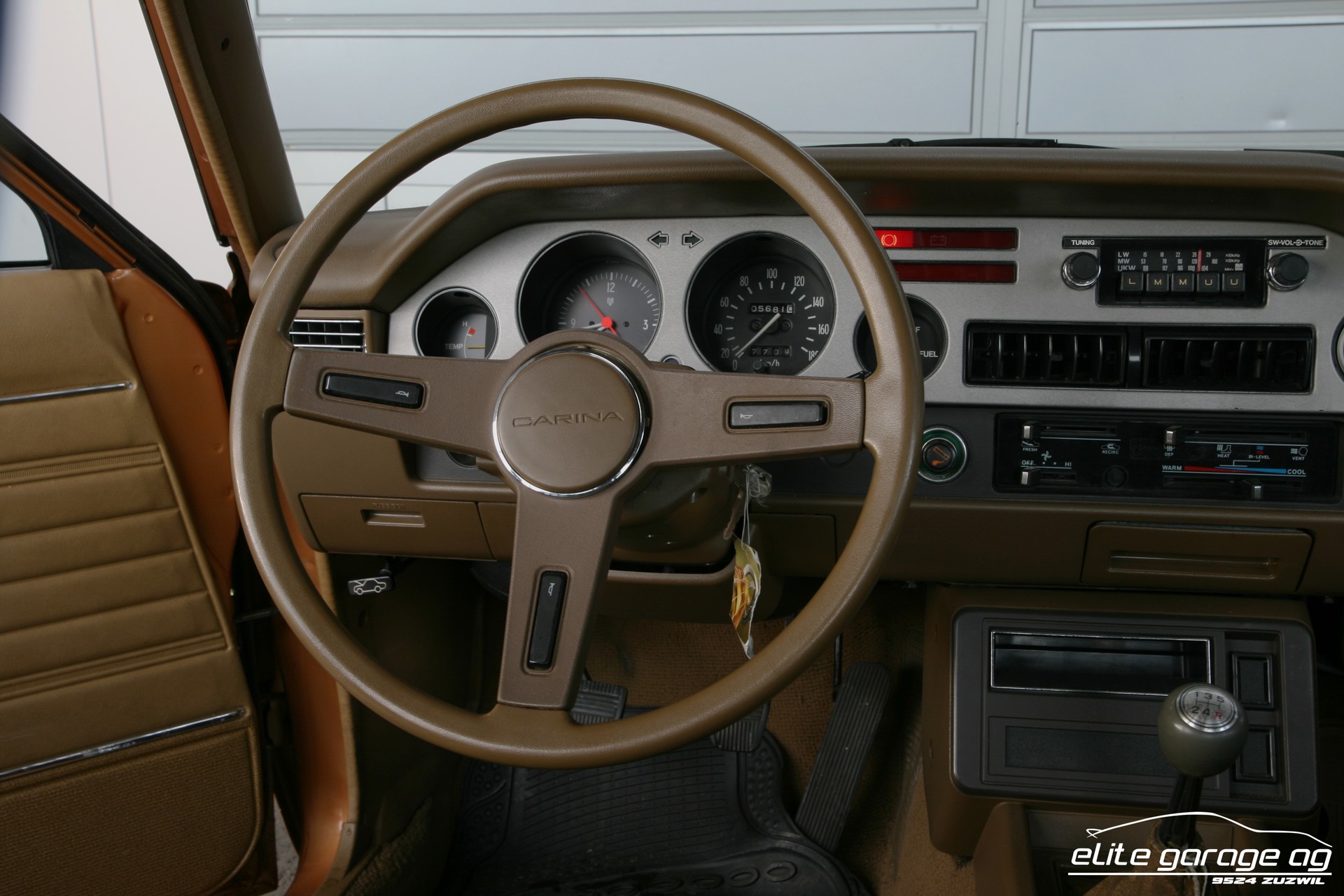 TOYOTA Carina 1600 DL-image-13