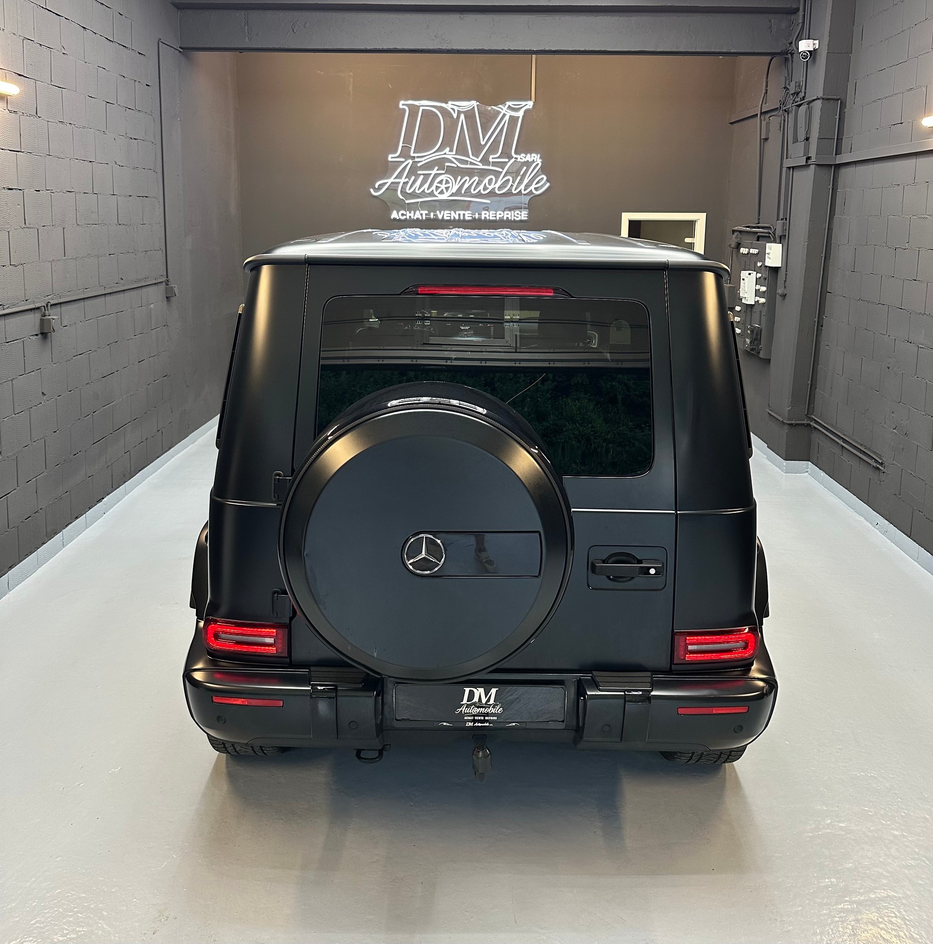 MERCEDES-BENZ G 63 AMG // Leasing dès 1’370.- // CH-AUTO🇨🇭&Service Gratuit // FULL CARBONE // CAPRISTO EXHAUST // Freins complets neufs !!-image-4