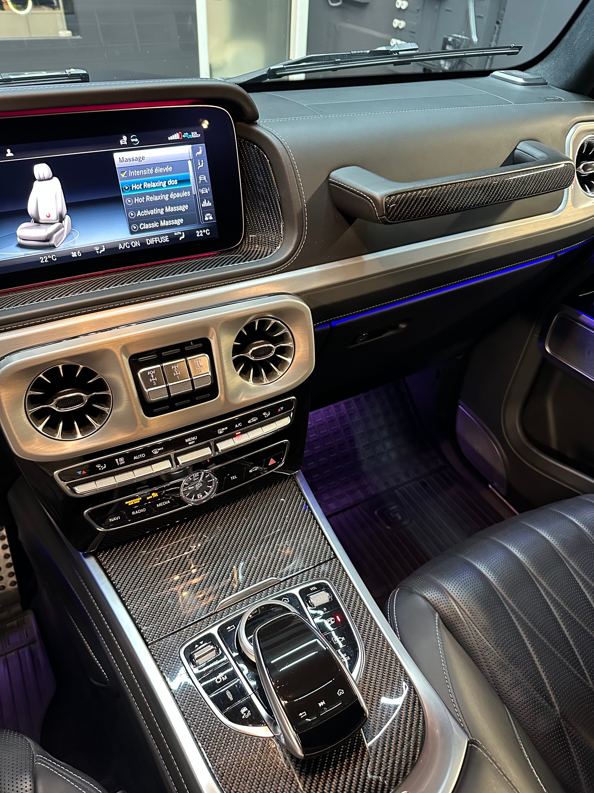 MERCEDES-BENZ G 63 AMG // Leasing dès 1’370.- // CH-AUTO🇨🇭&Service Gratuit // FULL CARBONE // CAPRISTO EXHAUST // Freins complets neufs !!-image-9
