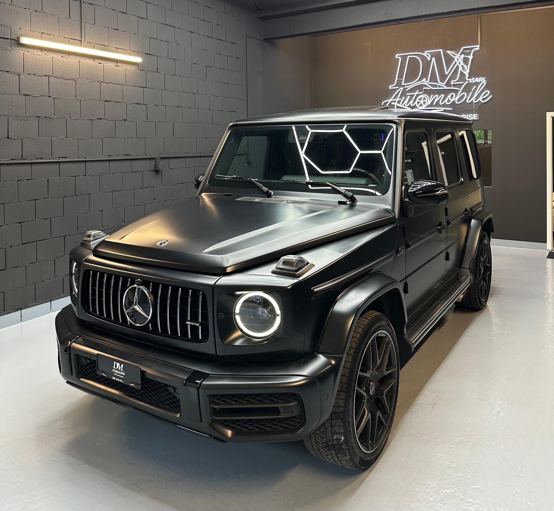 MERCEDES-BENZ G 63 AMG // Leasing dès 1’370.- // CH-AUTO🇨🇭&Service Gratuit // FULL CARBONE // CAPRISTO EXHAUST // Freins complets neufs !!