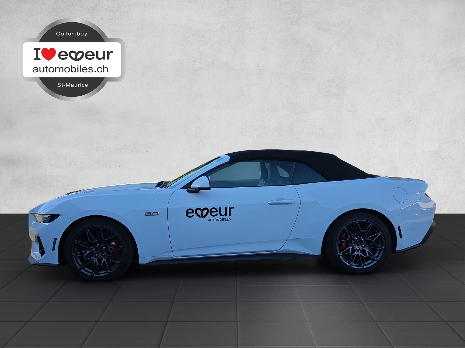 FORD Mustang Convertible 5.0 V8 GT-image-2