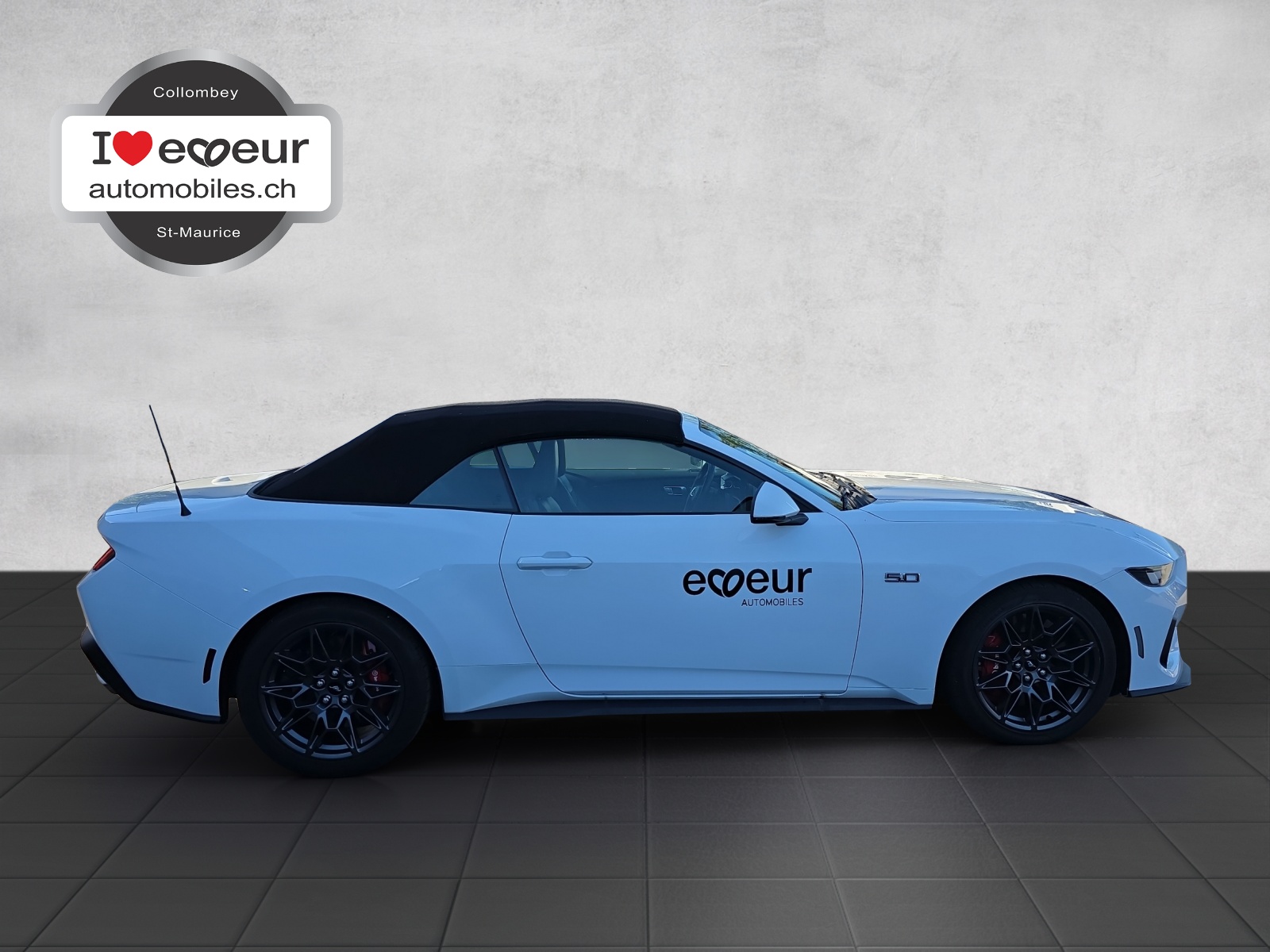 FORD Mustang Convertible 5.0 V8 GT-image-6