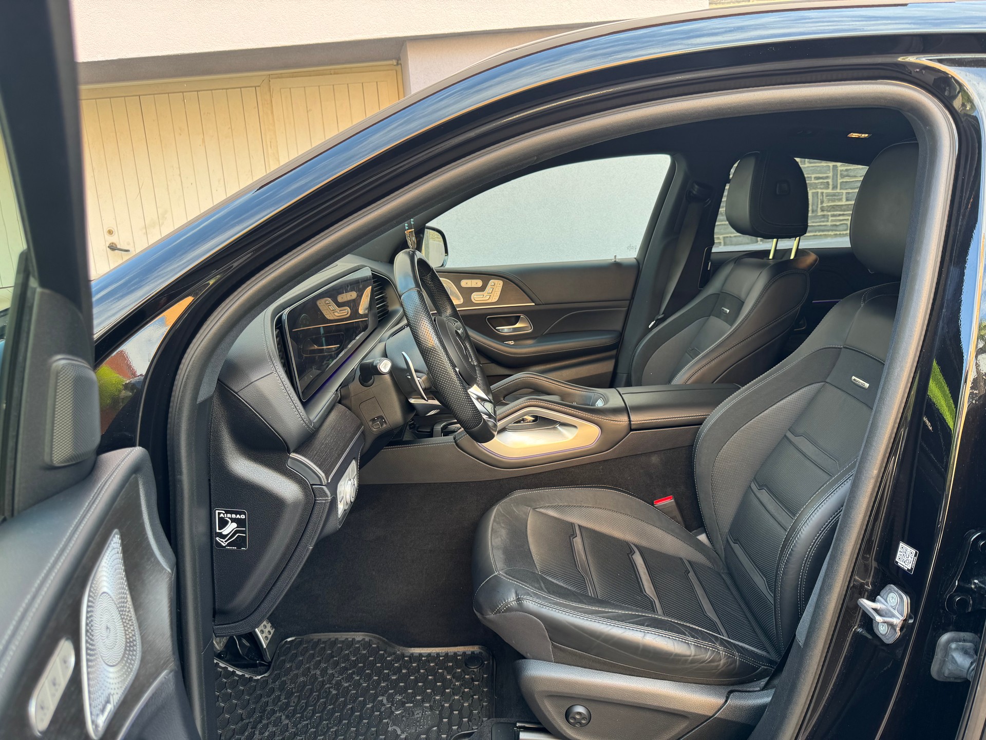 MERCEDES-BENZ GLE Coupé 53 AMG 4Matic+ Speedshift-image-3
