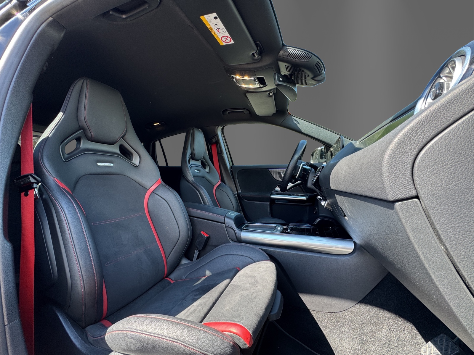 MERCEDES-BENZ GLA AMG 35 4Matic 8G-DCT-image-17