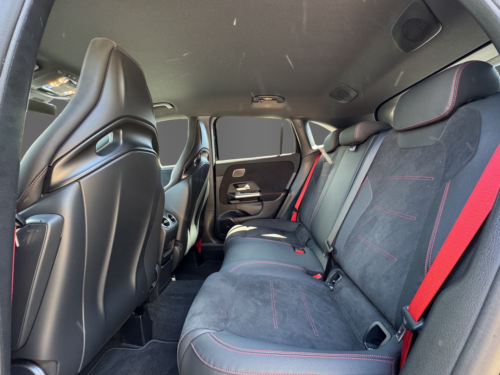 MERCEDES-BENZ GLA AMG 35 4Matic 8G-DCT-image-12