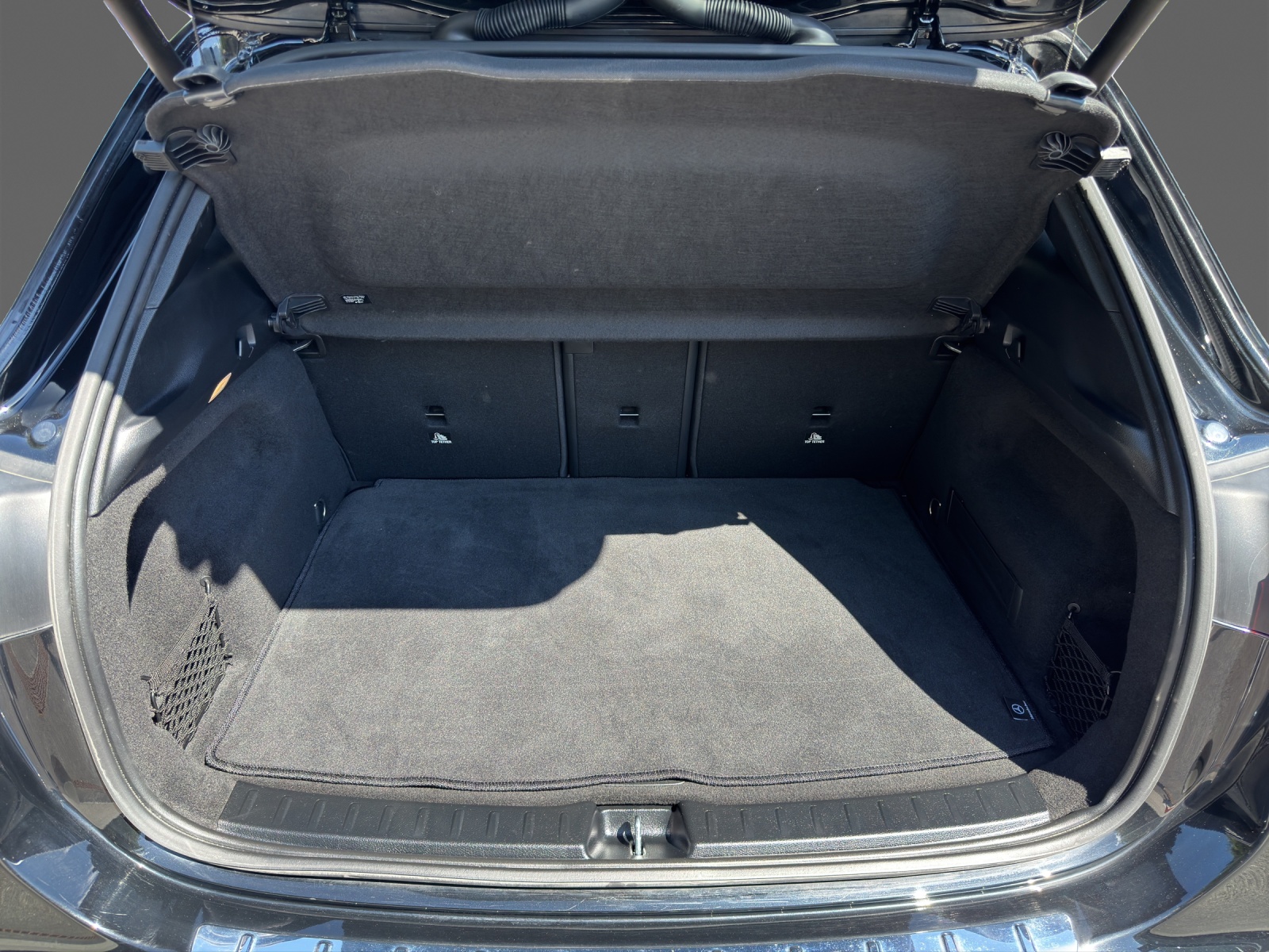MERCEDES-BENZ GLA AMG 35 4Matic 8G-DCT-image-19