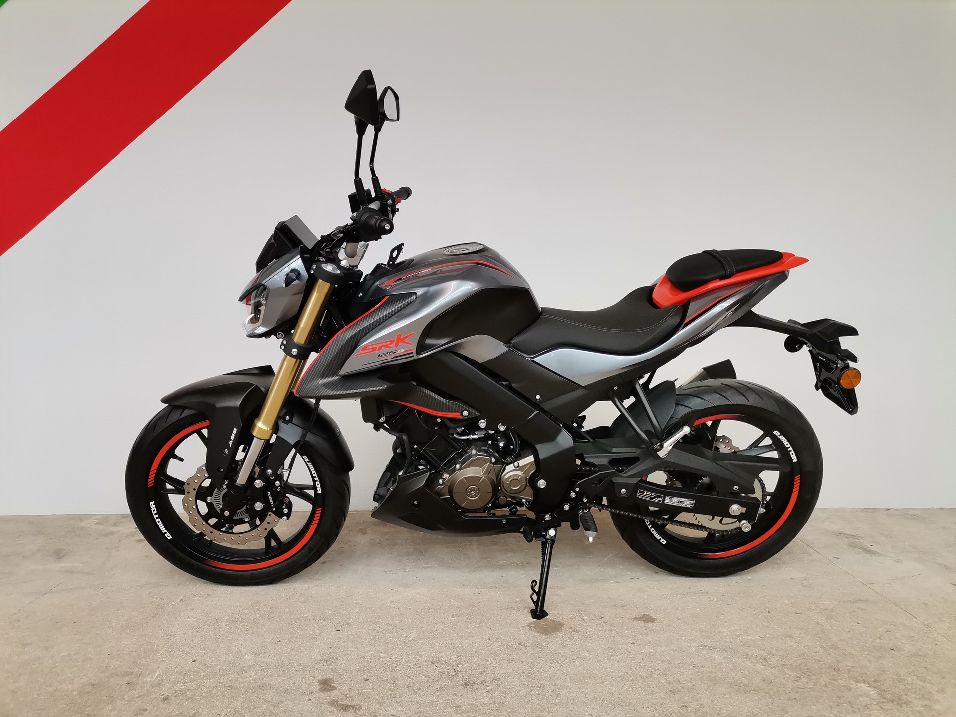 QJ SRK 125 S-image-4