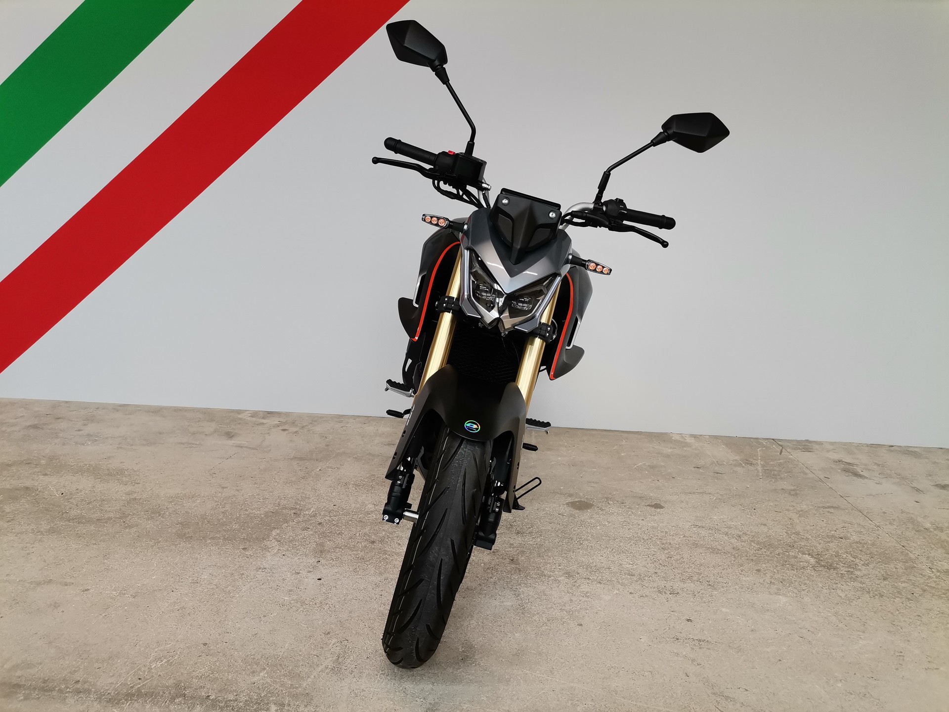 QJ SRK 125 S-image-1
