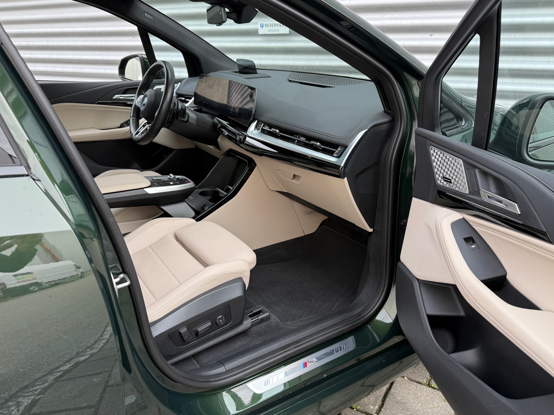 BMW 230e xDrive Active Tourer M Sport-image-5