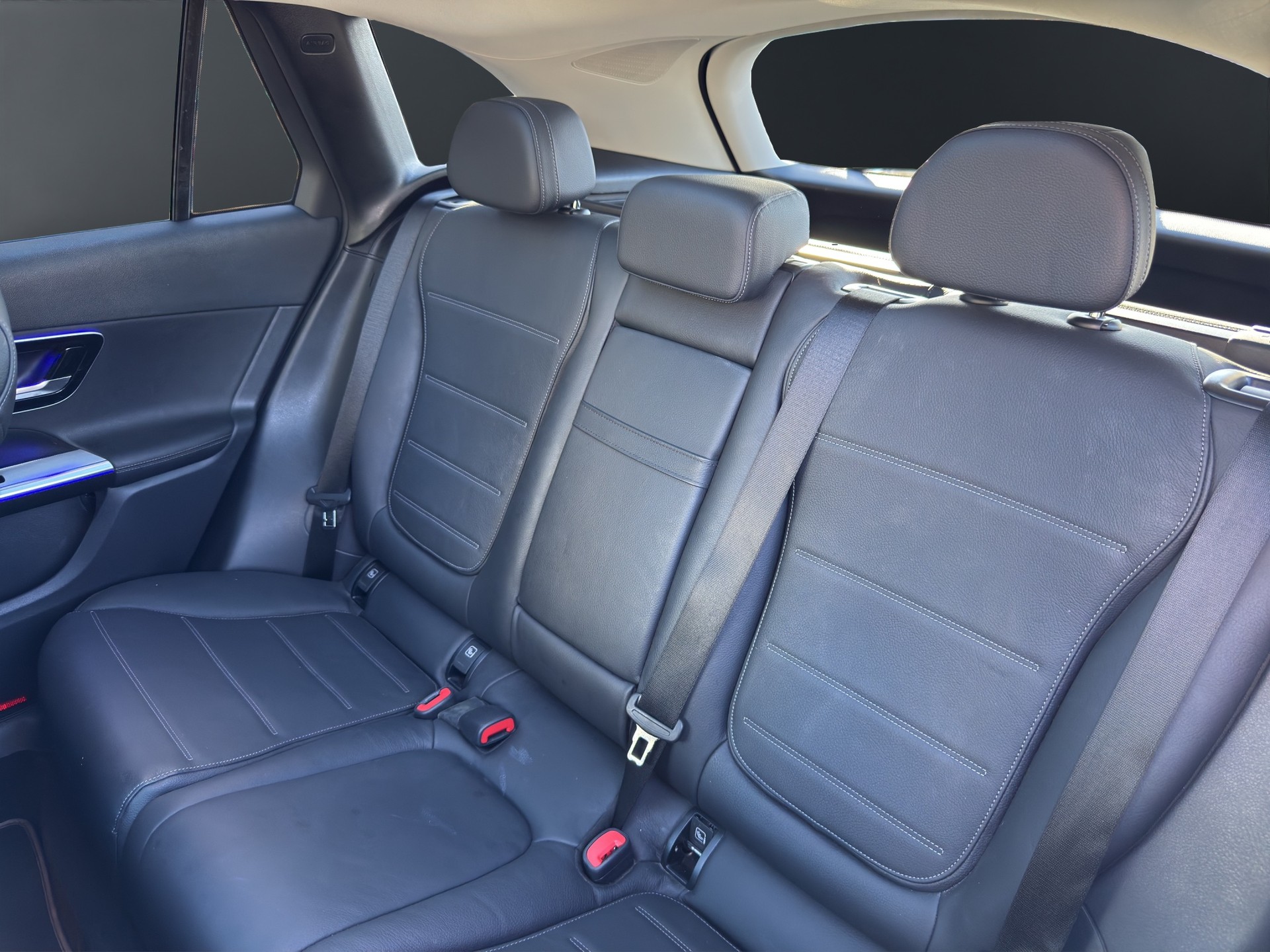 MERCEDES-BENZ GLC 200 4Matic 9G-Tronic-image-11