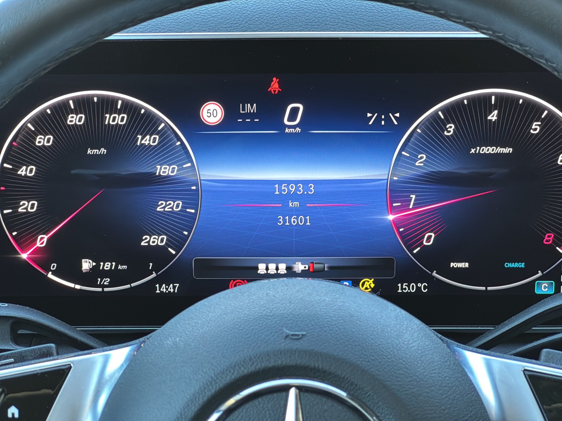 MERCEDES-BENZ GLC 200 4Matic 9G-Tronic-image-10
