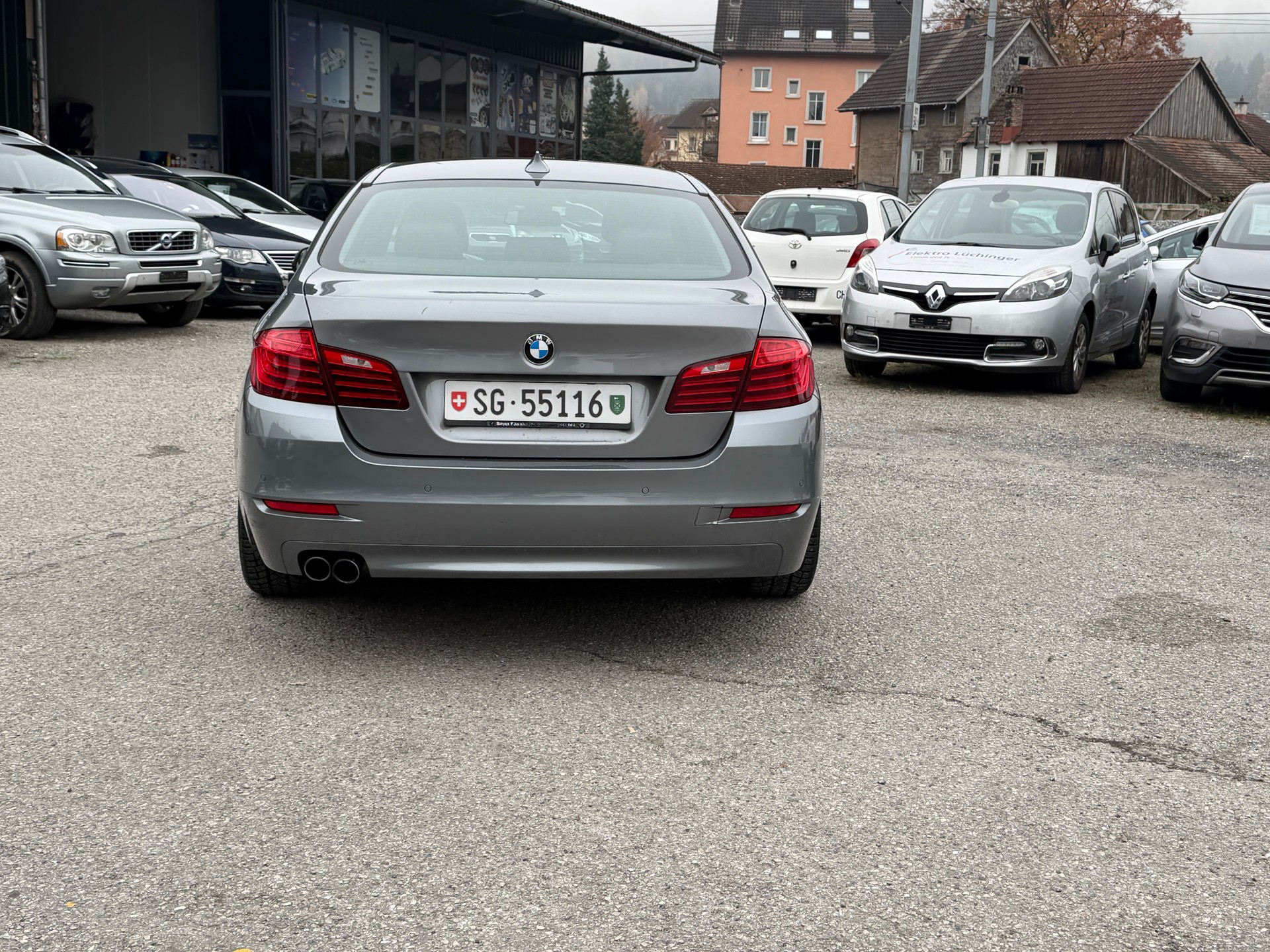 BMW 520d xDrive Steptronic-image-13