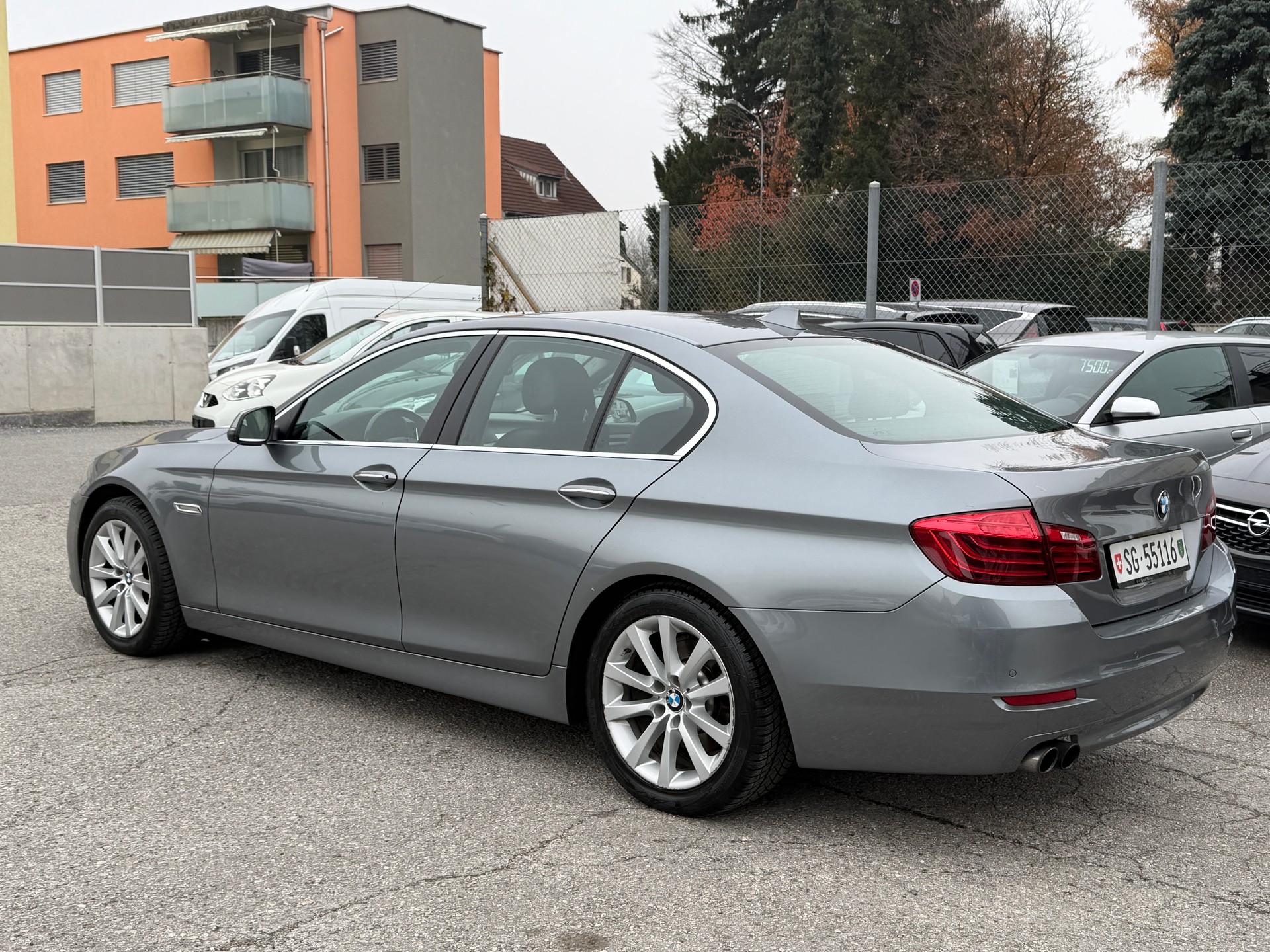 BMW 520d xDrive Steptronic-image-10