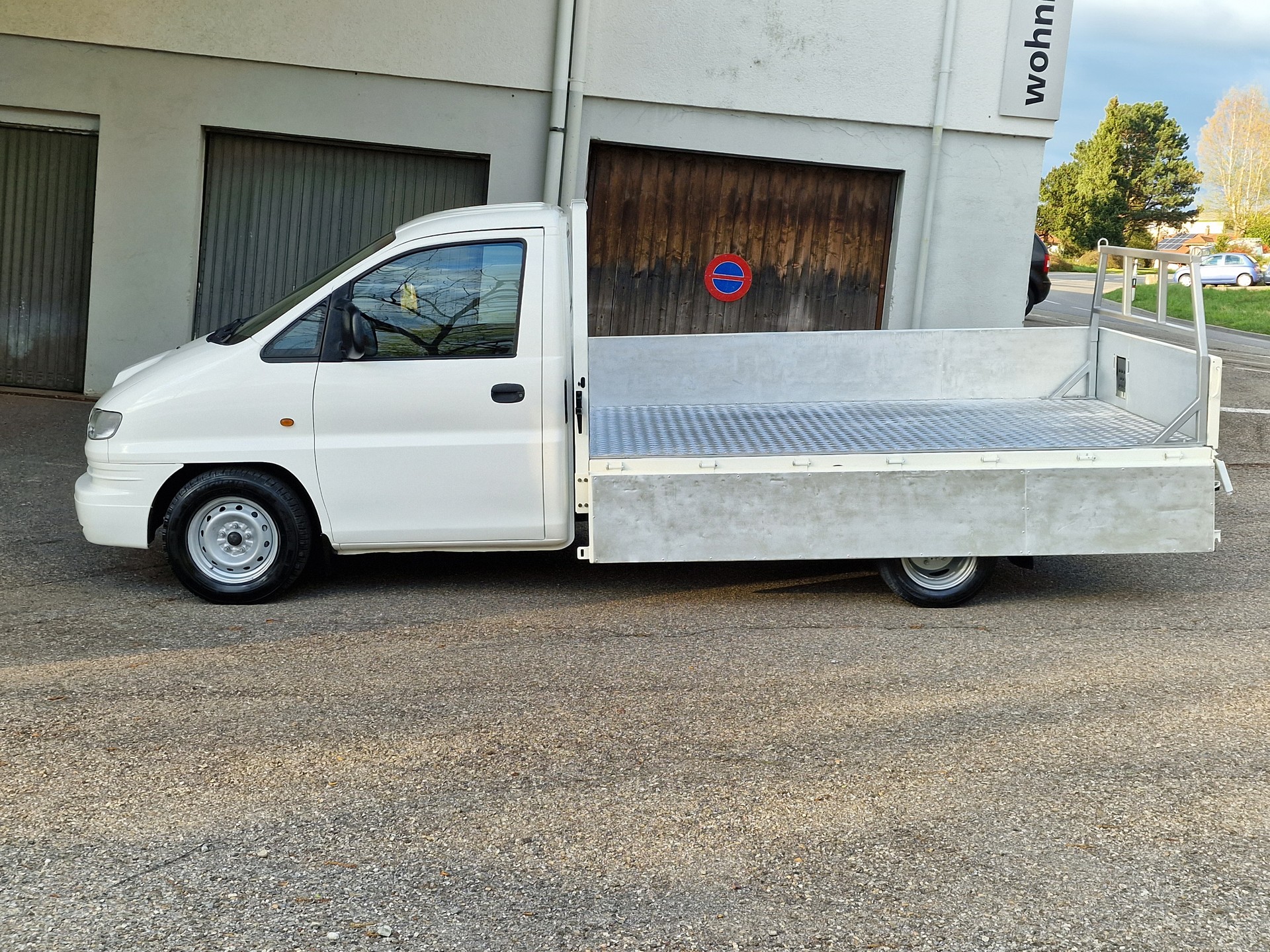 HYUNDAI H-1 Camionnette 2.5TDI-image-4