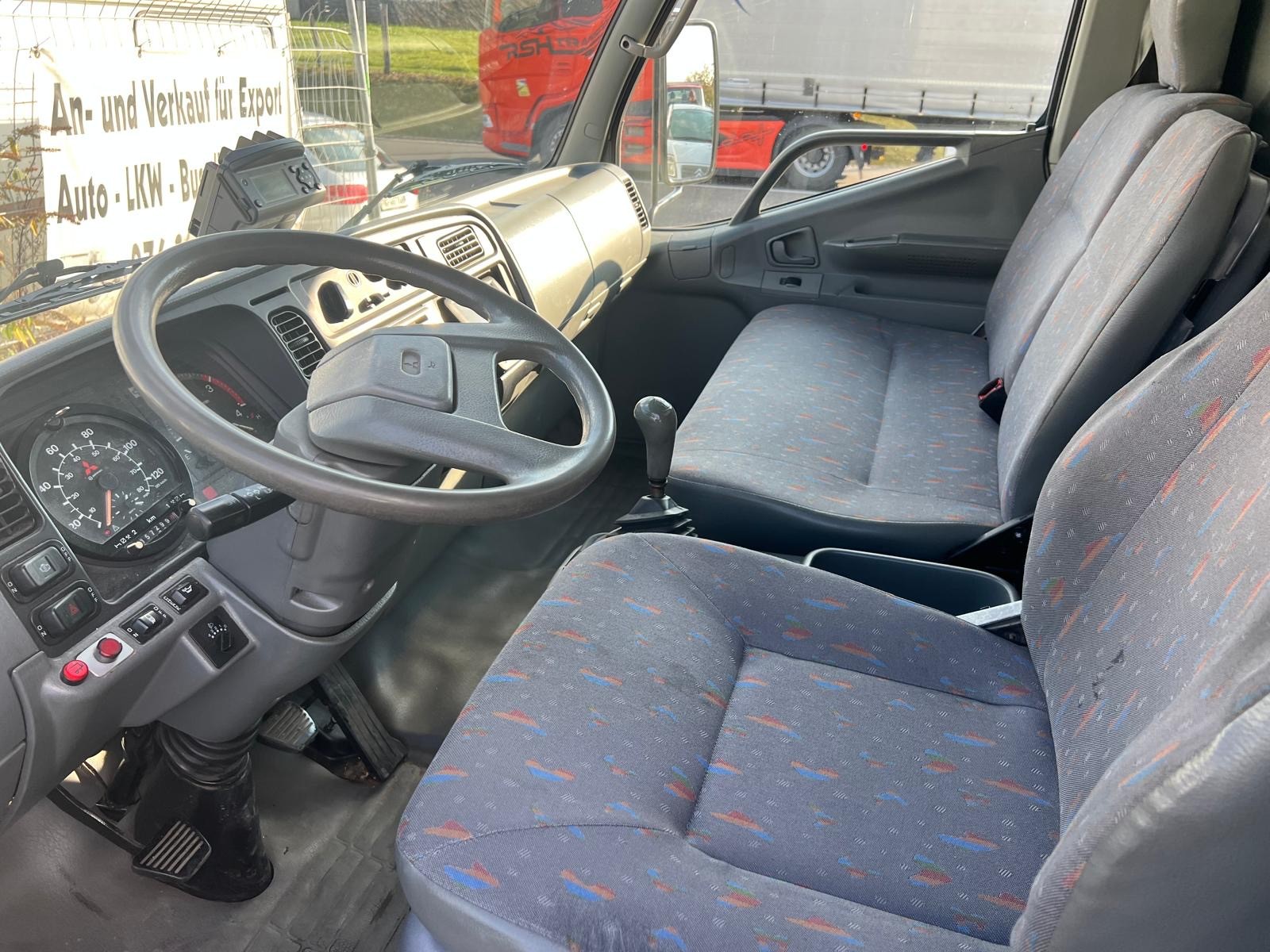 MITSUBISHI CANTER 3.9 TDI-image-5