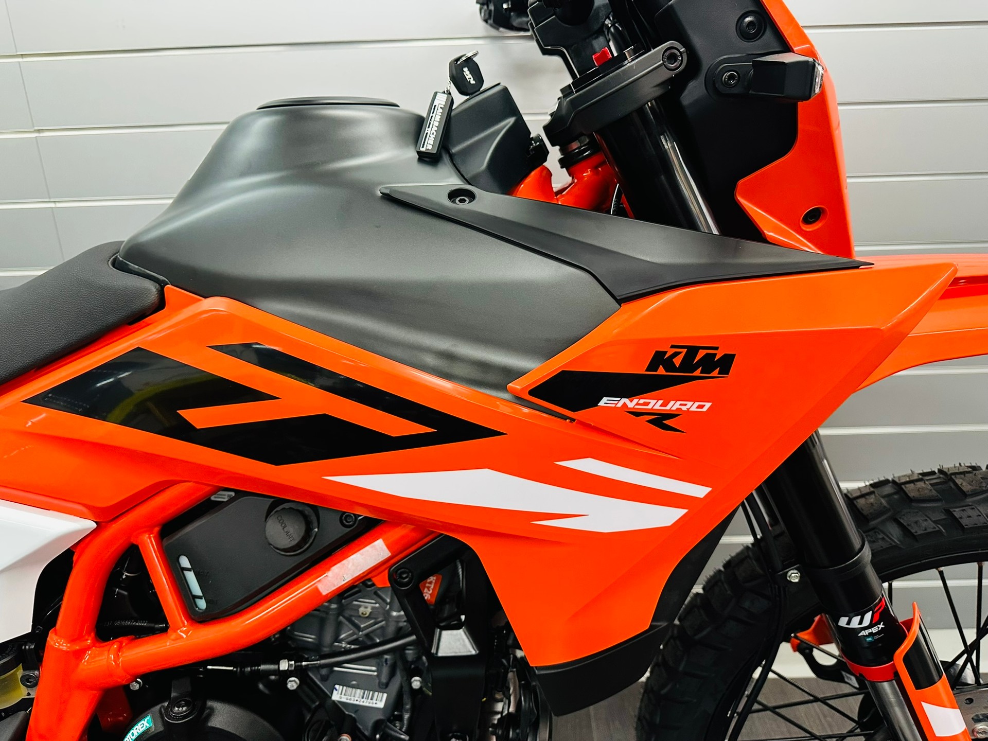 KTM 390 Enduro R-image-1