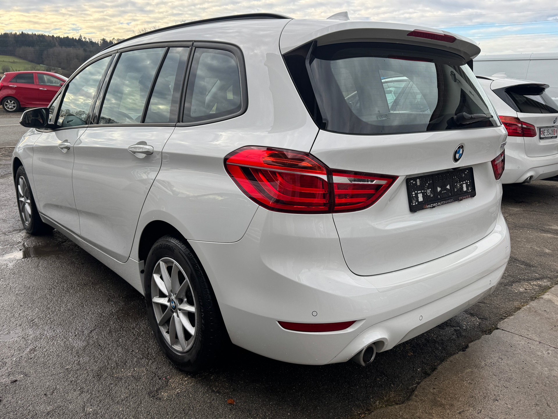 BMW 218d Gran Tourer Spor Line Steptronic-image-4