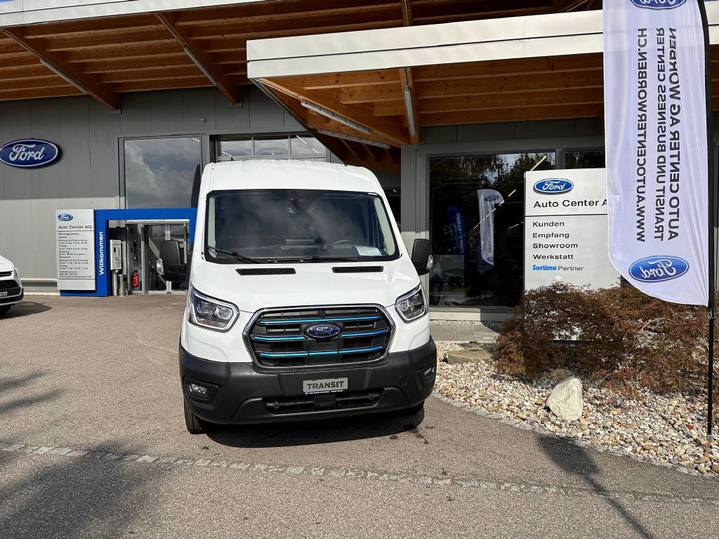 FORD E-Transit Van 350 L2 Trend RWD 68kWh-image-6