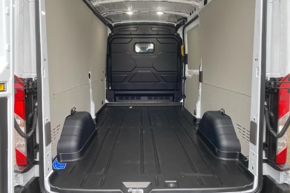 FORD Transit Van 350 L3 Trend 2.0 TDCi 130 FWD A-image-10