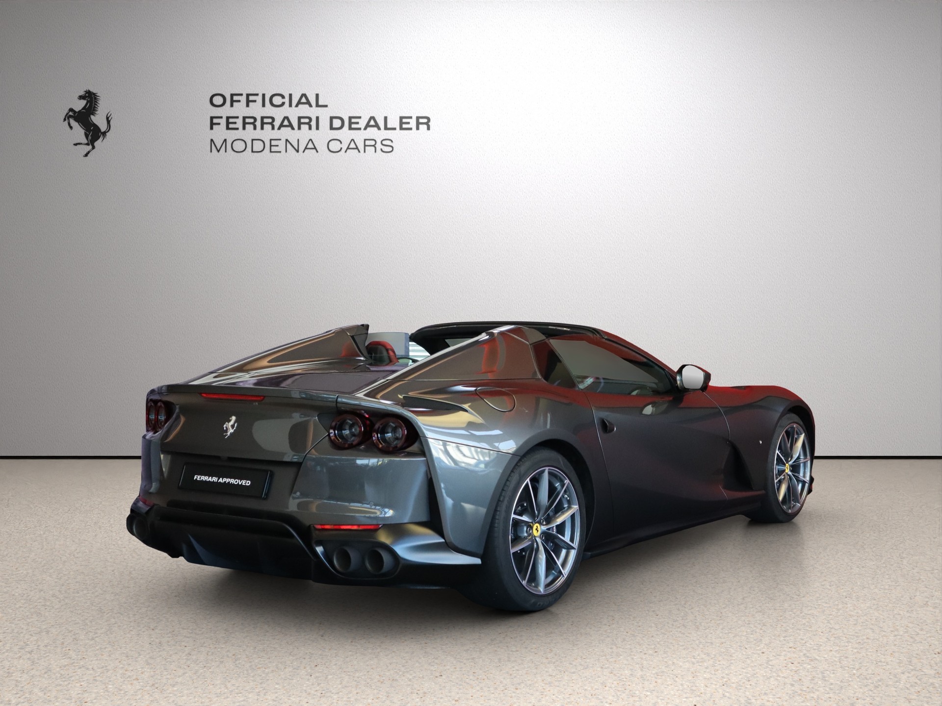 FERRARI 812 GTS-showroom-element-1