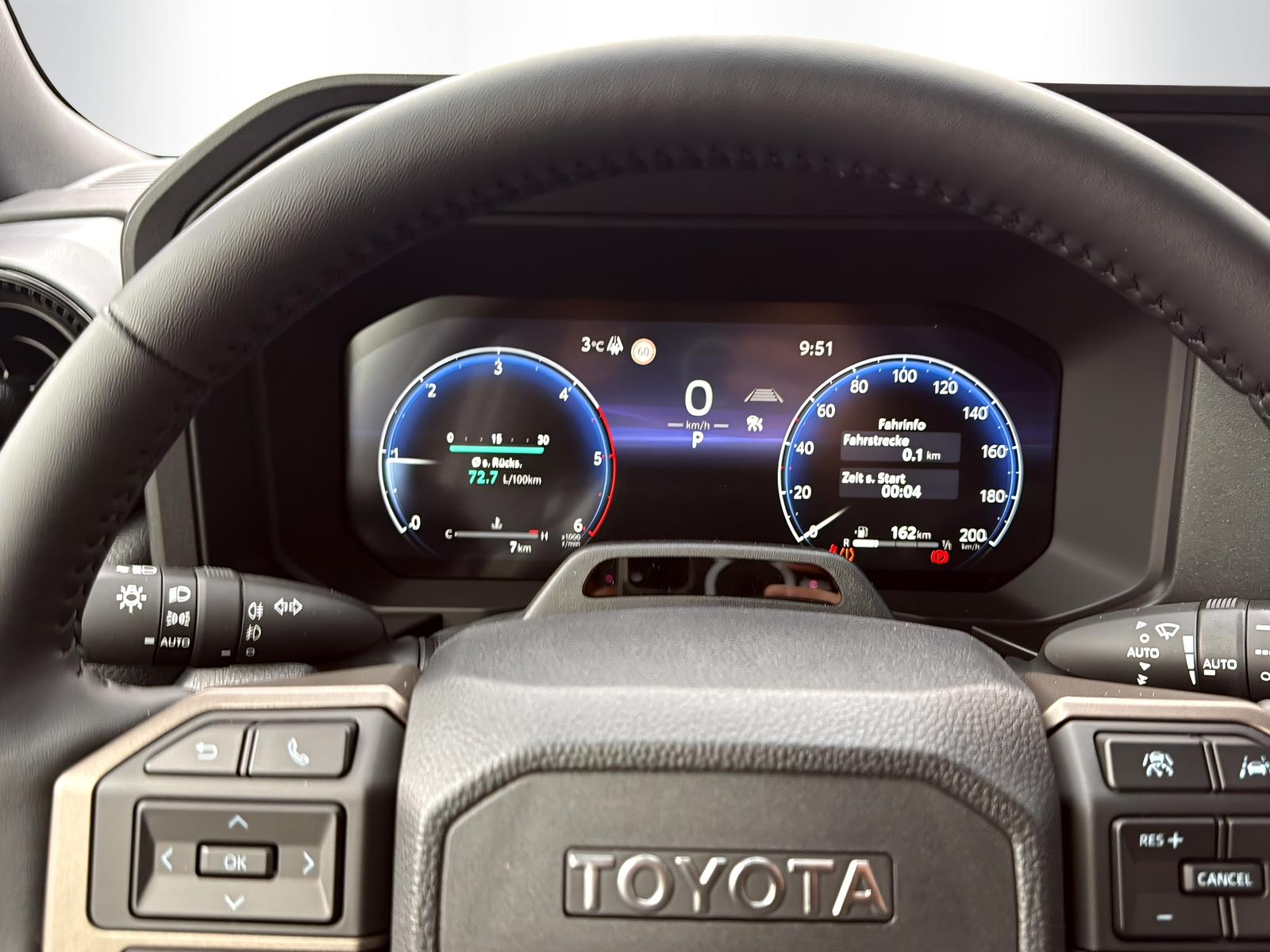 TOYOTA Land Cruiser 2.8 D 48V Style-image-12