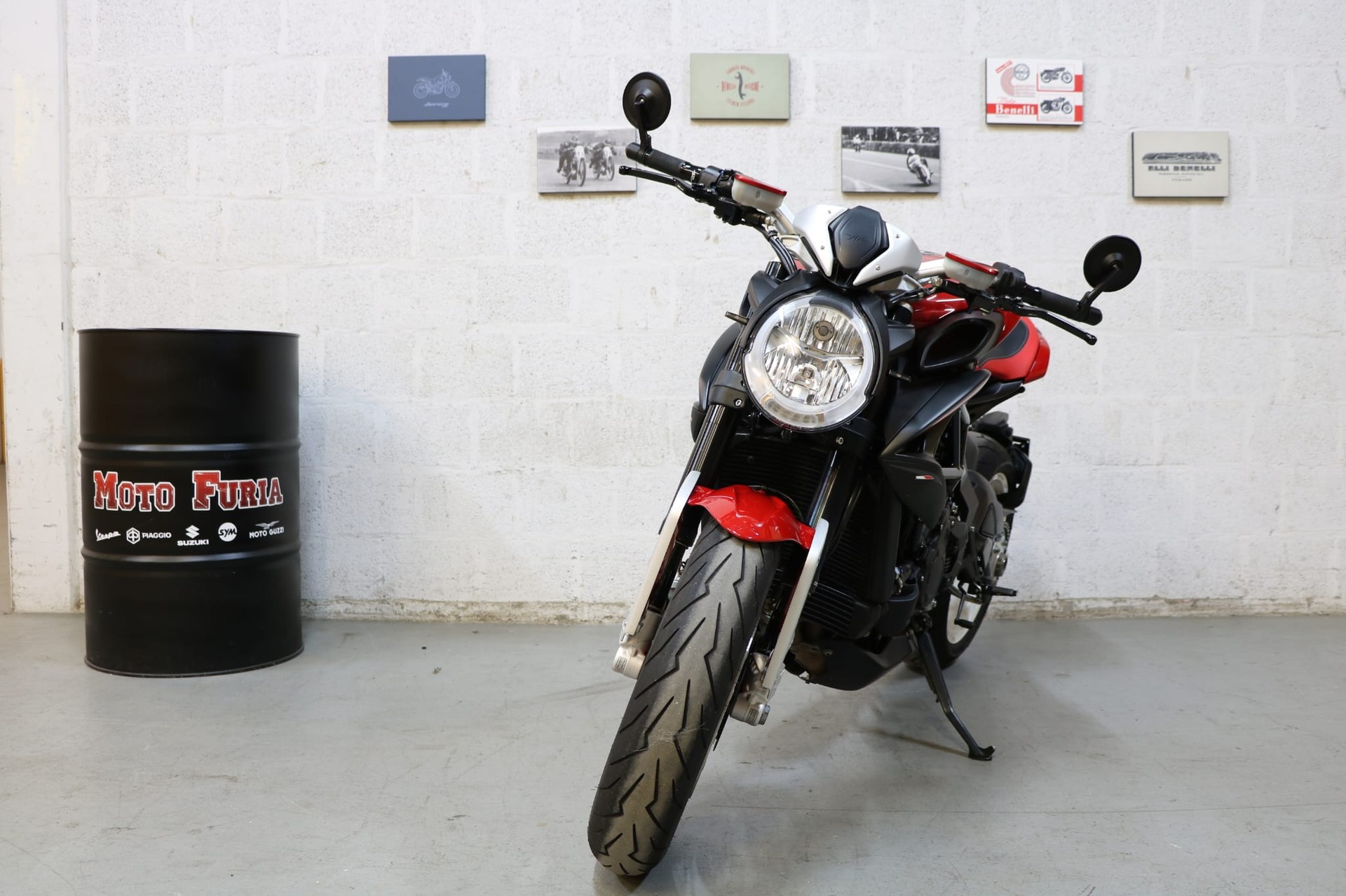 MV AGUSTA Dragster 800 RR ABS-image-2