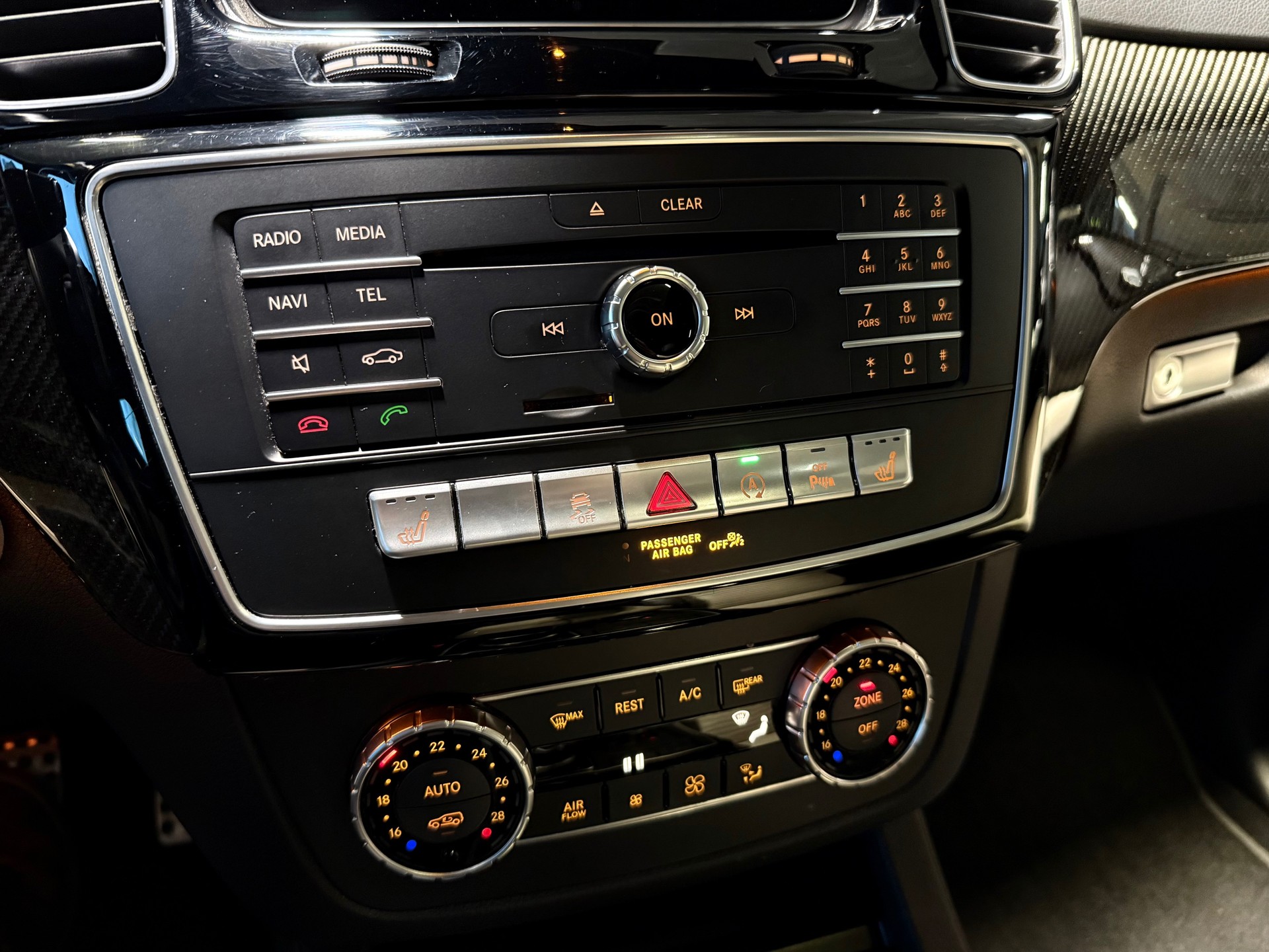 MERCEDES-BENZ GLE 500 4Matic 9G-Tronic-image-16